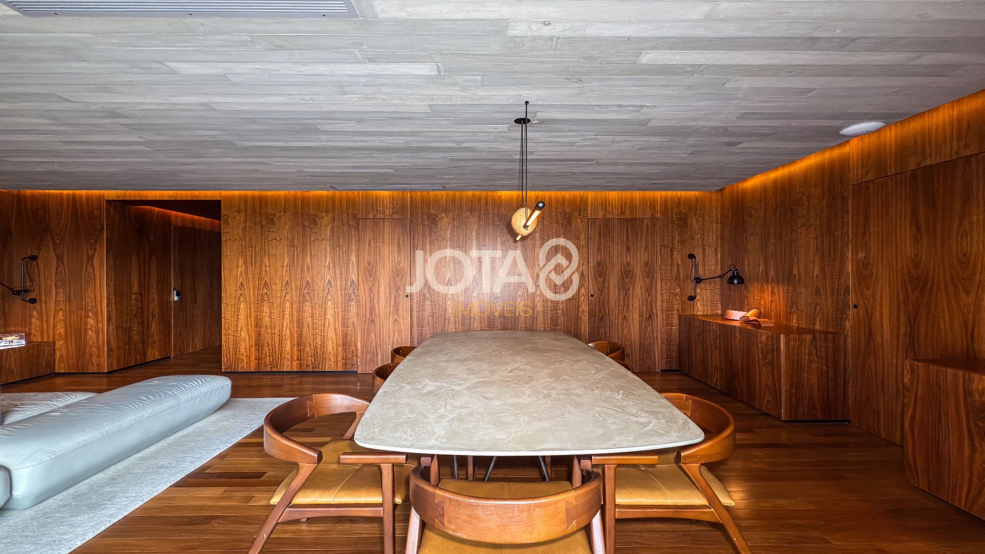 APARTAMENTO MODERNO COM 3 SUÍTES NO BIGORRILHO