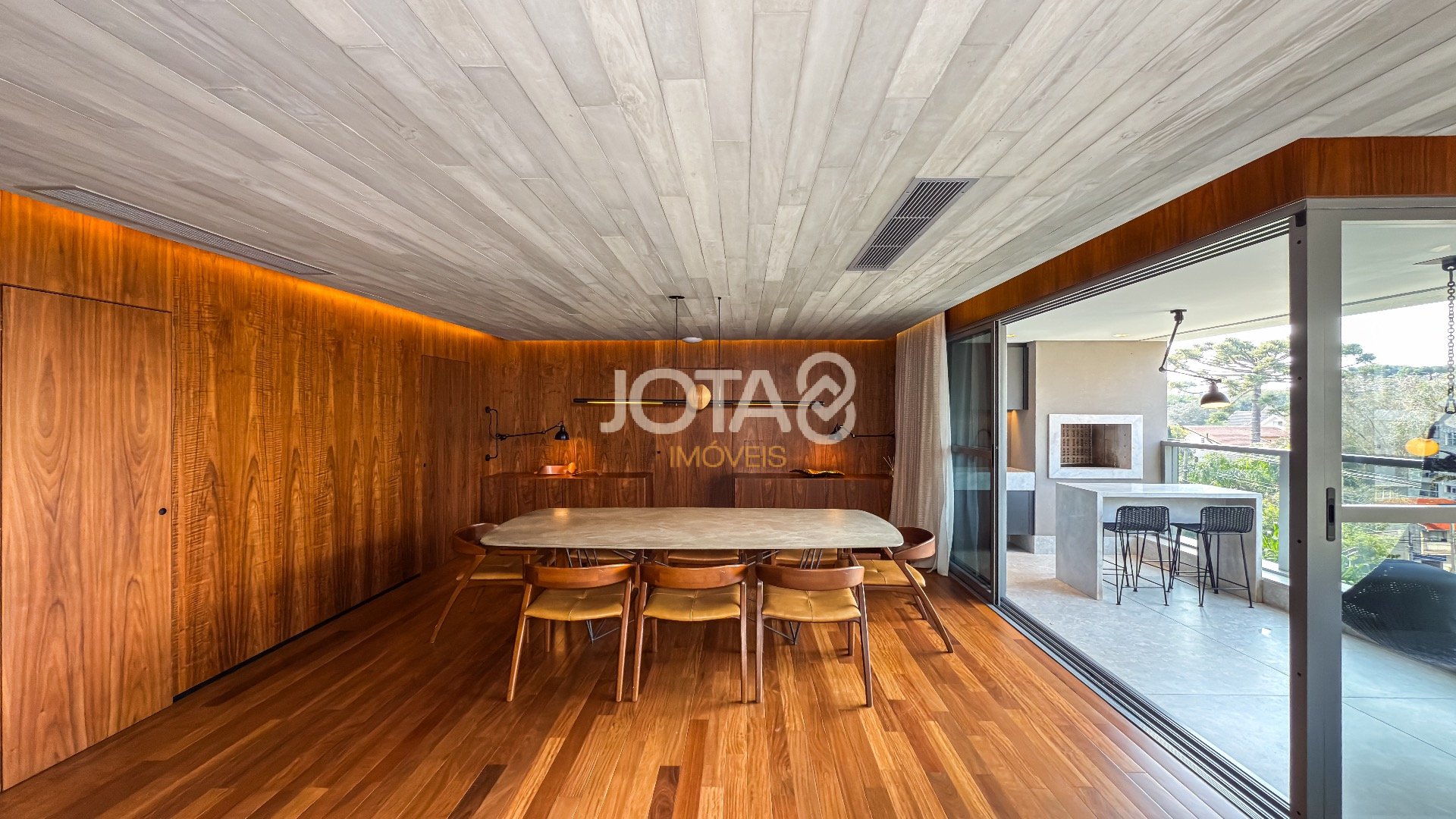 APARTAMENTO MODERNO COM 3 SUÍTES NO BIGORRILHO