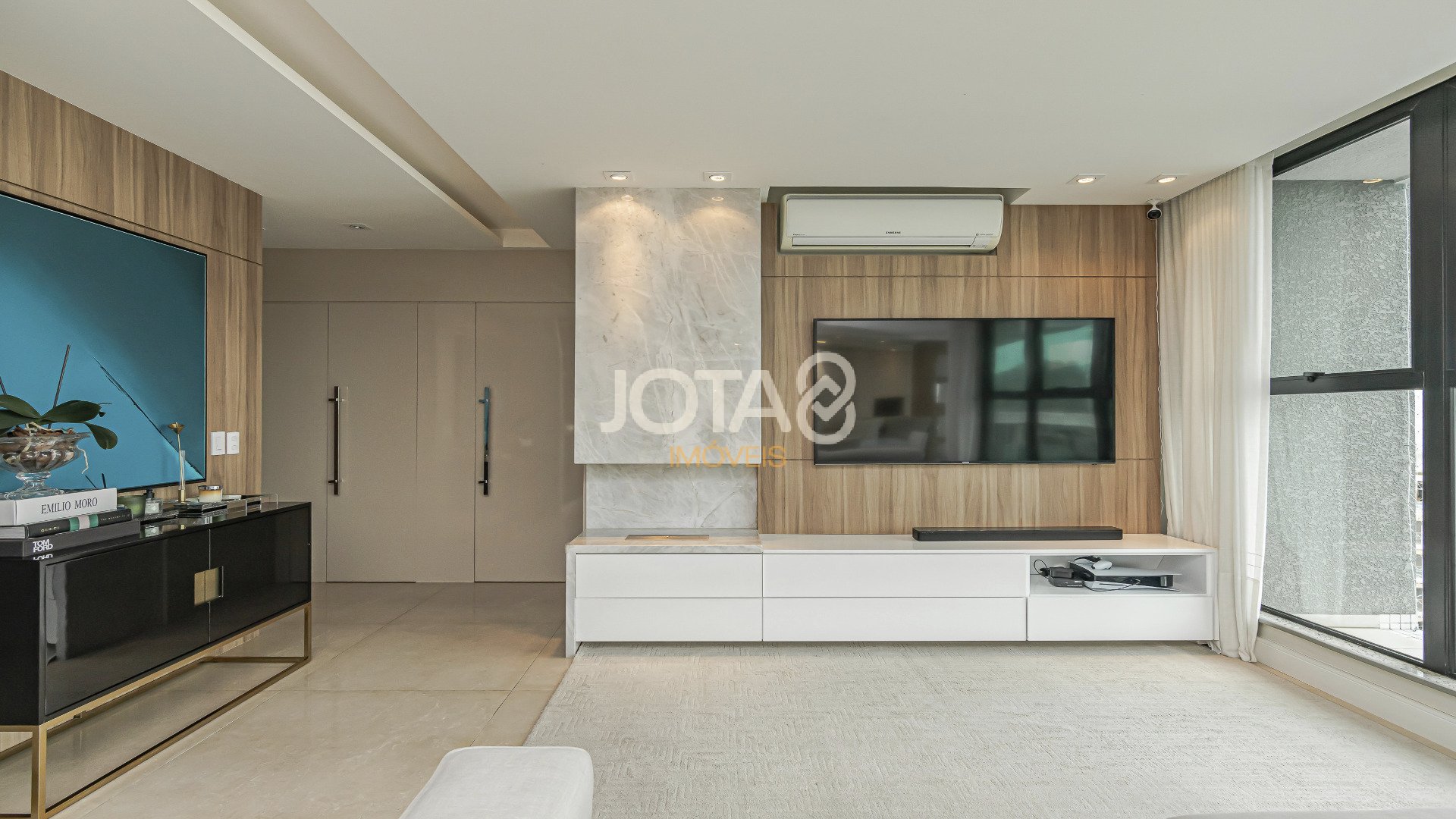 LINDO APARTAMENTO COM 3 SUÍTES E 2 VAGAS NO ECOVILLE!