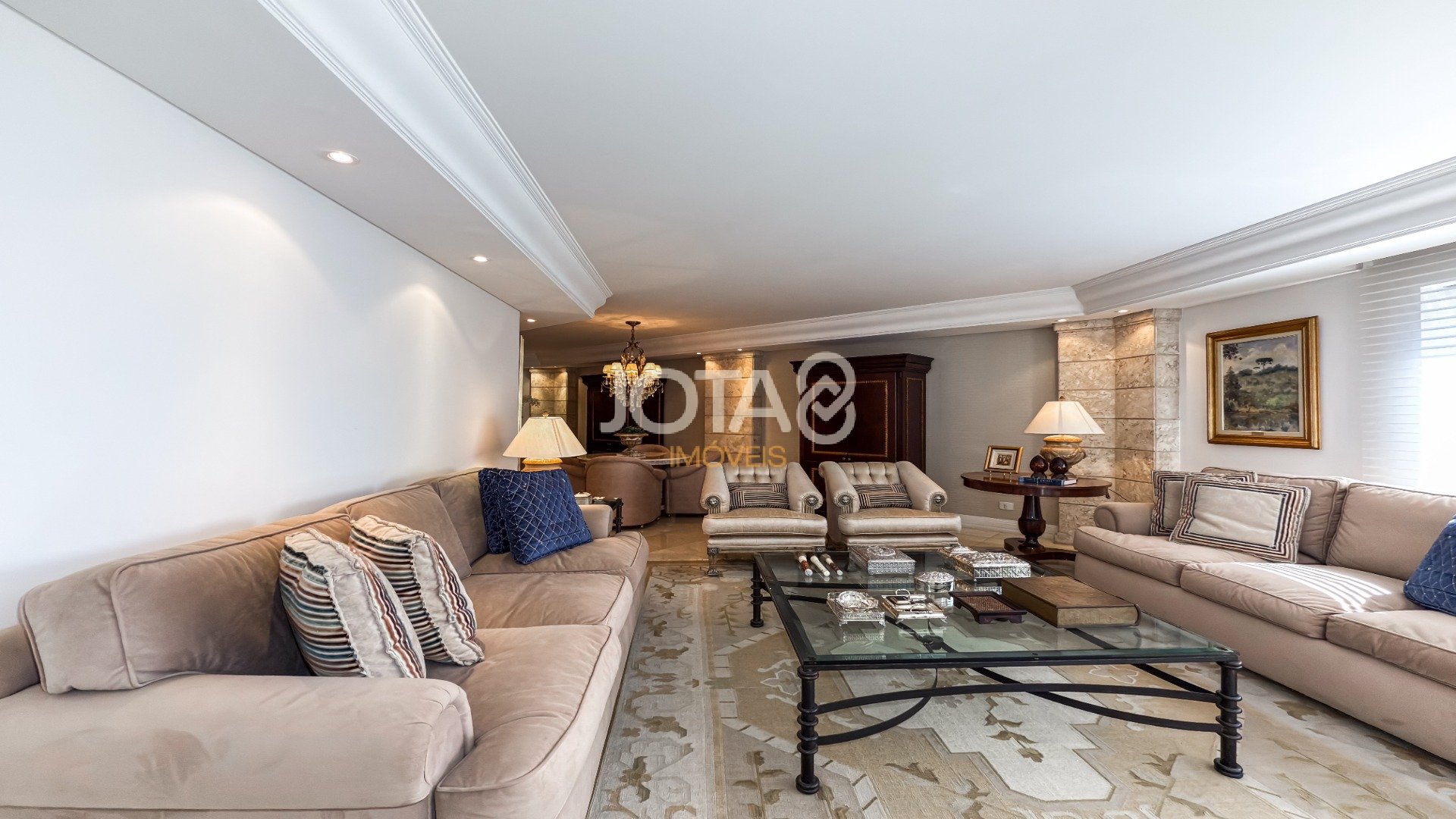APARTAMENTO MOBILIADO 05 QUARTOS  NO BATEL