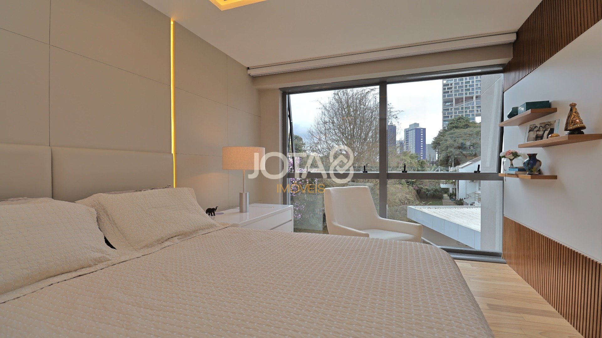 APARTAMENTO NO ECOVILLE - 3 SUÍTES, CONDOMÍNIO CLUBE E 3 VAGAS