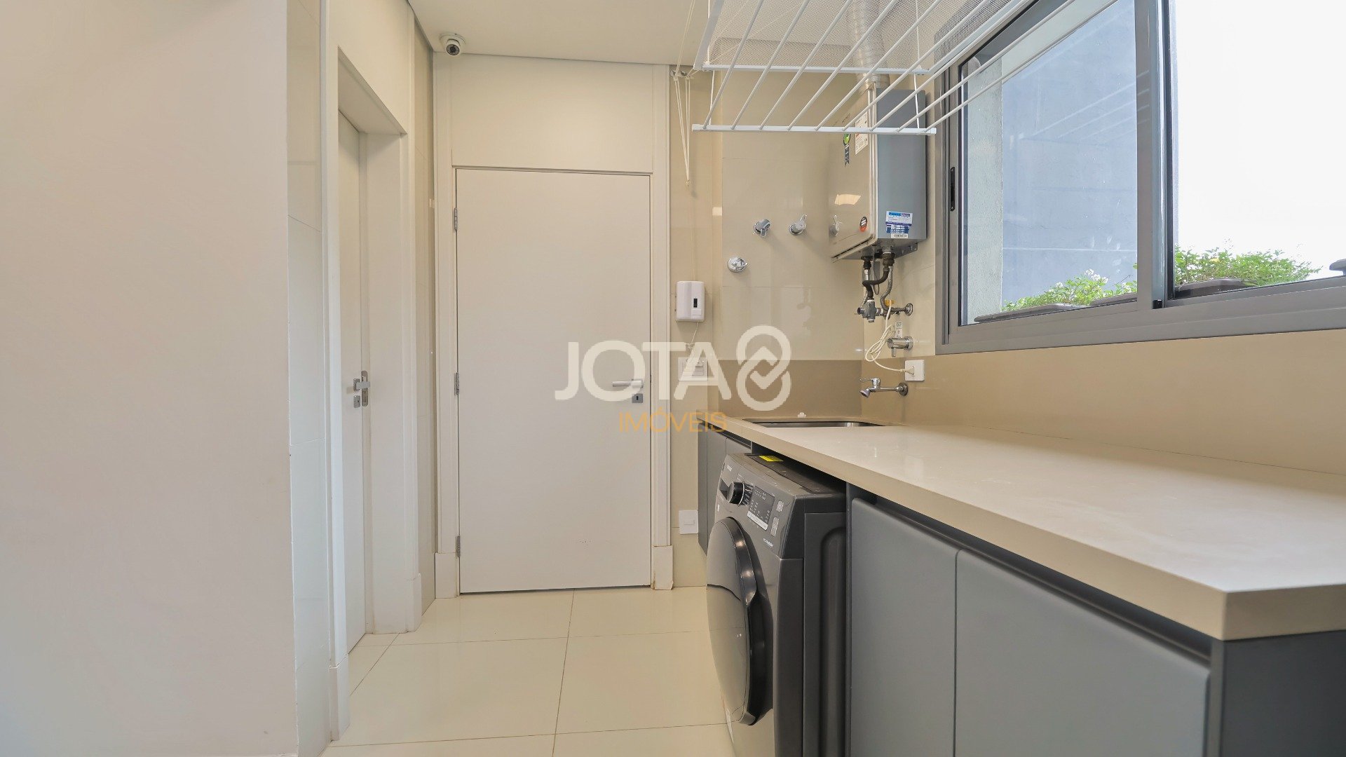 APARTAMENTO NO ECOVILLE - 3 SUÍTES, CONDOMÍNIO CLUBE E 3 VAGAS