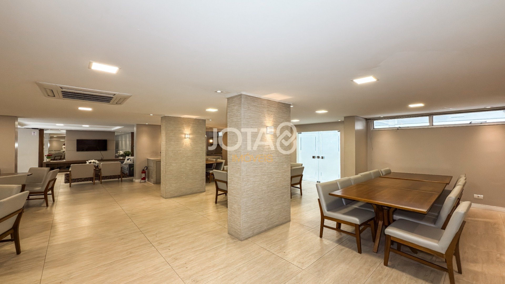 APARTAMENTO FACE NORTE E ANDAR ALTO NO BIGORRILHO!