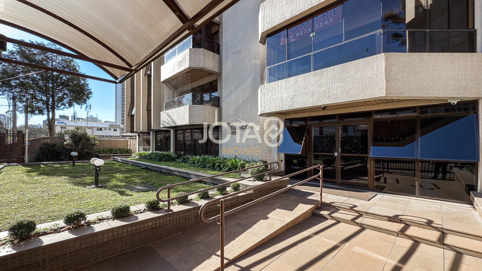 APARTAMENTO 3 DORMITÓRIOS NO BATEL