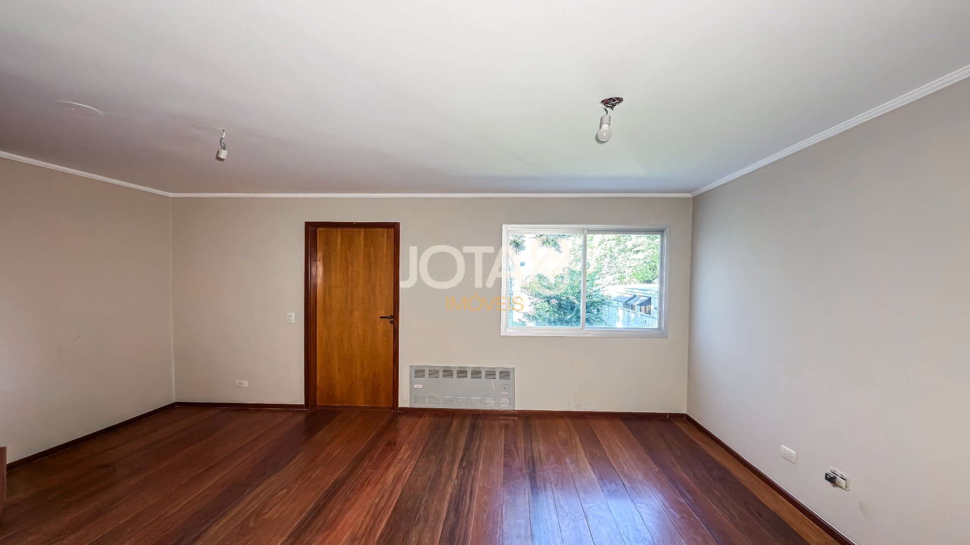 APARTAMENTO 3 DORMITÓRIOS NO BATEL