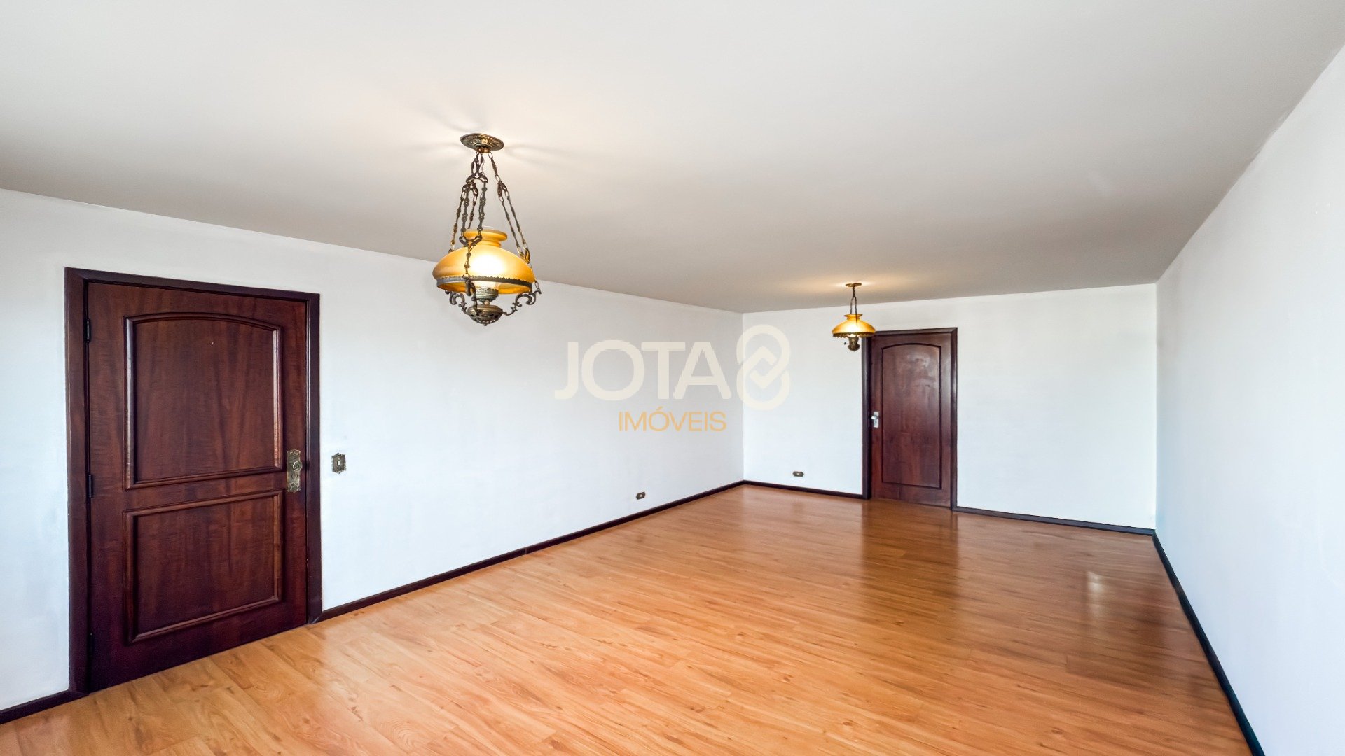 EXCLUSIVO APARTAMENTO DE 3 QUARTOS EM ANDAR ALTO NO ED RENASCENÇA