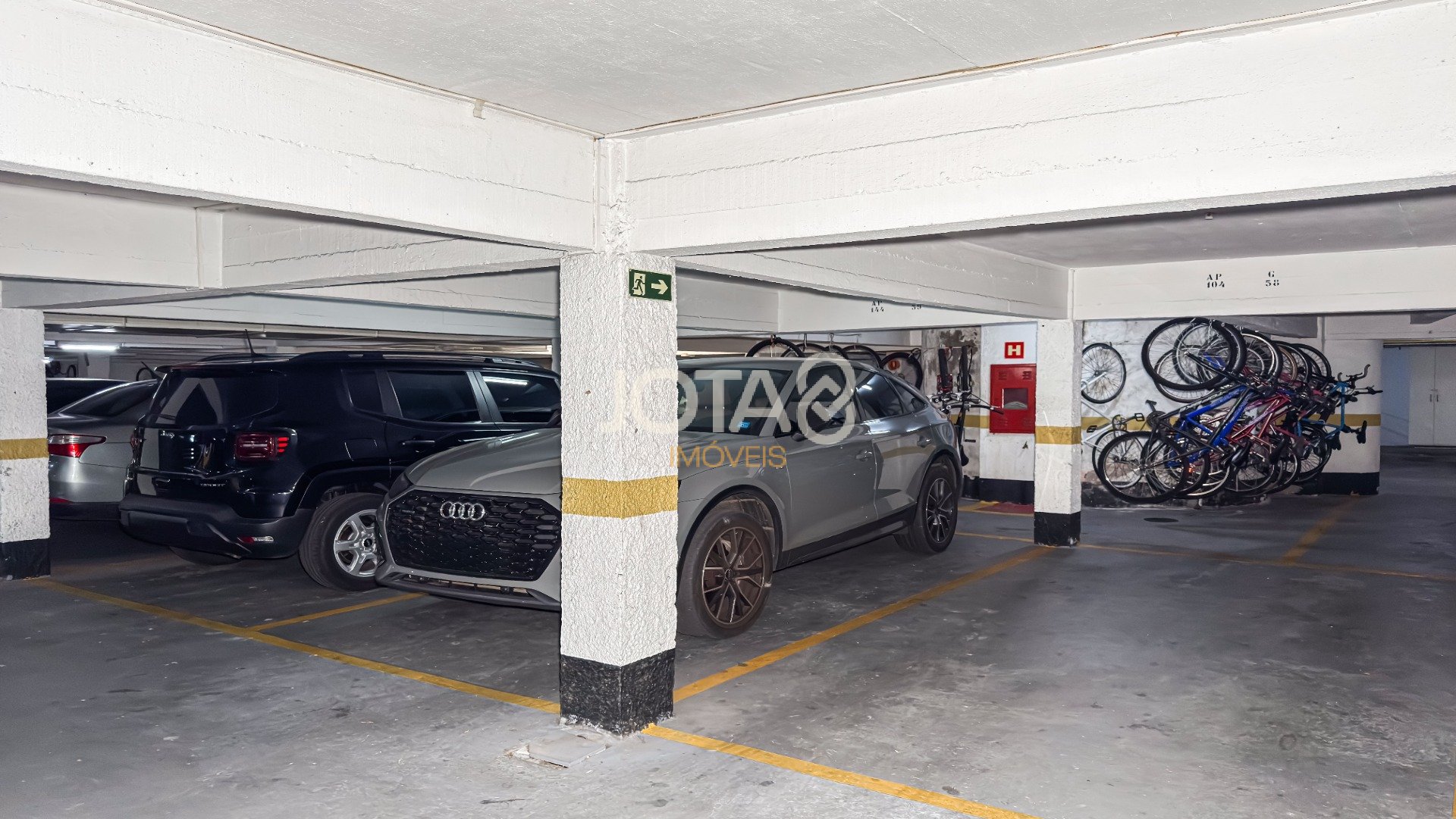 EXCLUSIVO APARTAMENTO DE 3 QUARTOS EM ANDAR ALTO NO ED RENASCENÇA