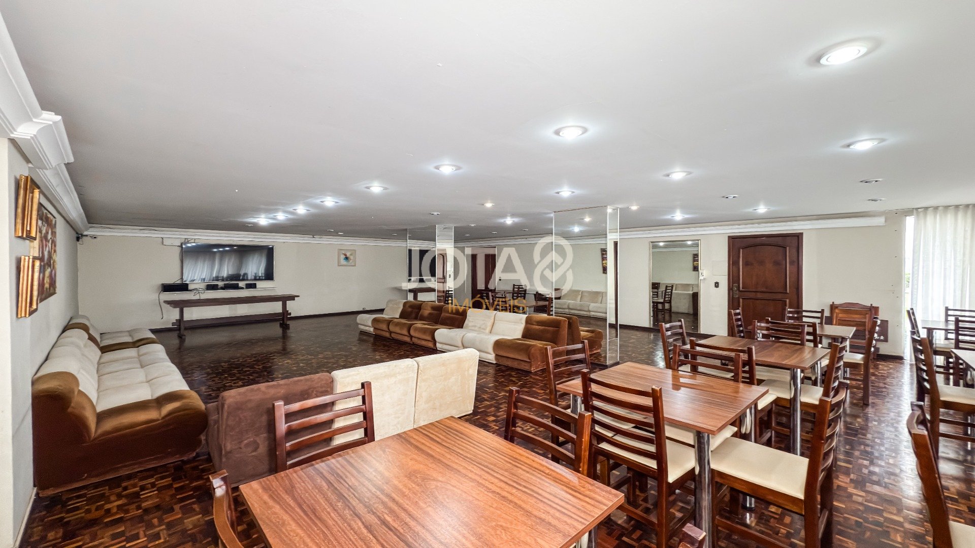 EXCLUSIVO APARTAMENTO DE 3 QUARTOS EM ANDAR ALTO NO ED RENASCENÇA
