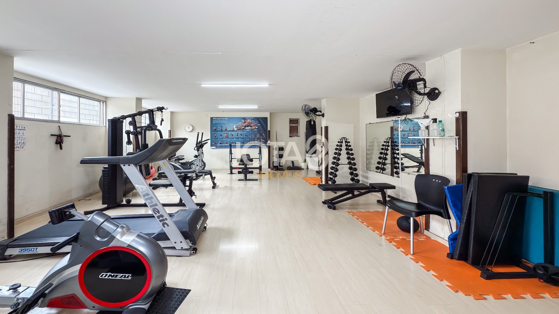 EXCLUSIVO APARTAMENTO DE 3 QUARTOS EM ANDAR ALTO NO ED RENASCENÇA