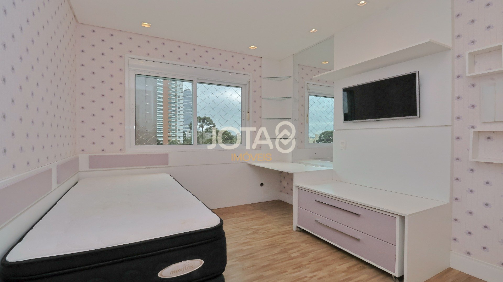 APARTAMENTO COM 4 DORMITÓRIOS NO ECOVILLE