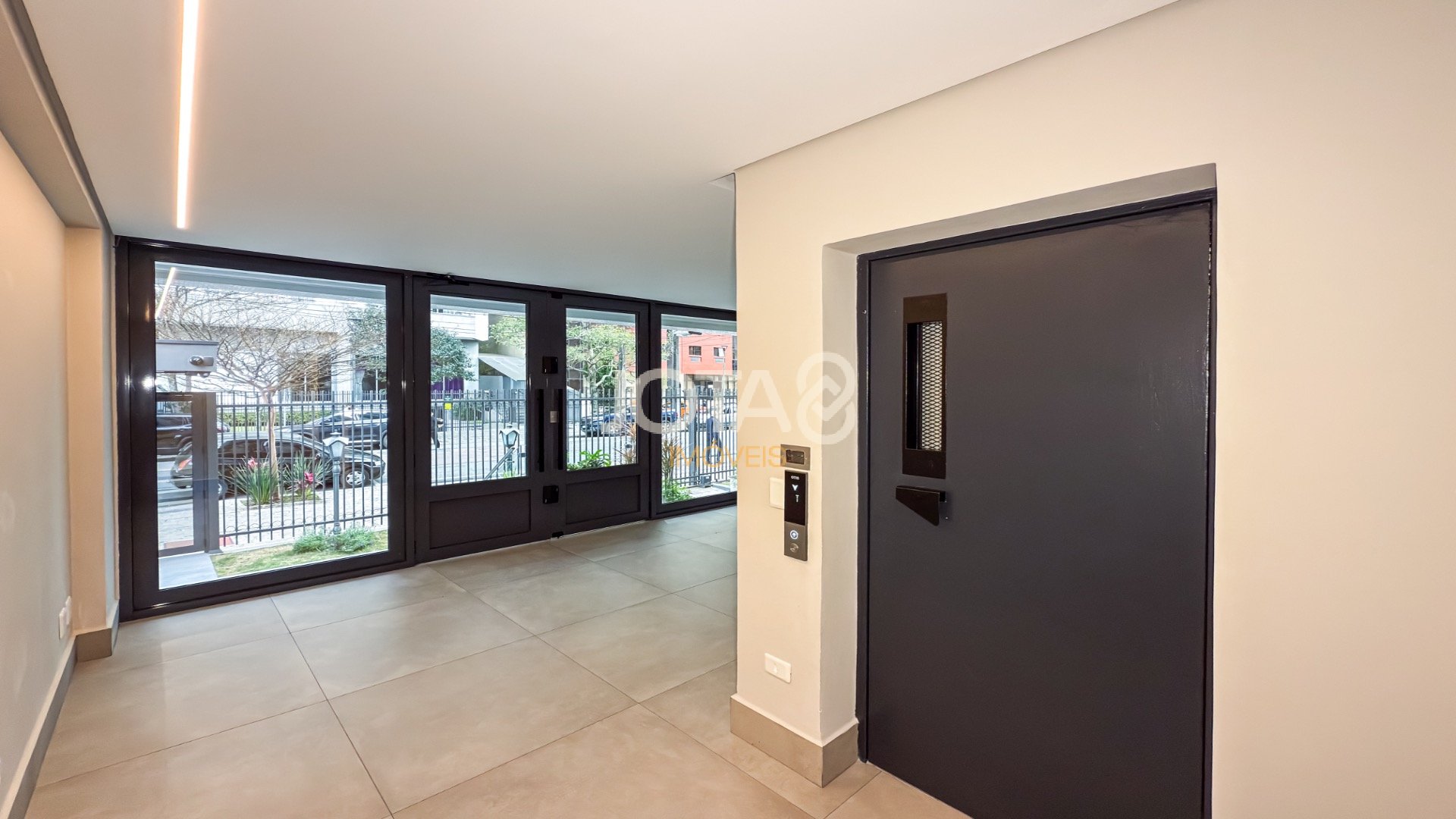 APARTAMENTO COM 4 QUARTOS E 1 SUITE NO BATEL