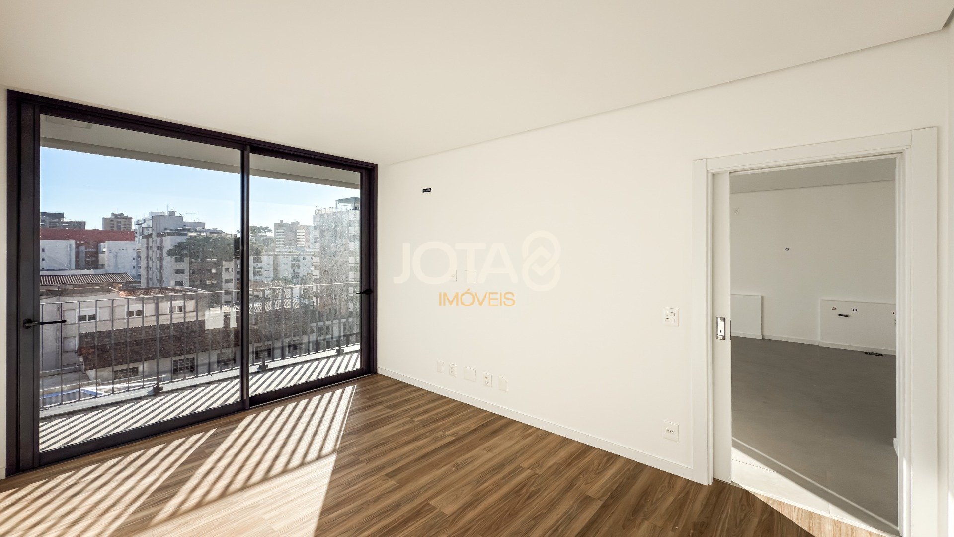 APARTAMENTO NOVO 1 SUÍTE NO VAZ BATEL