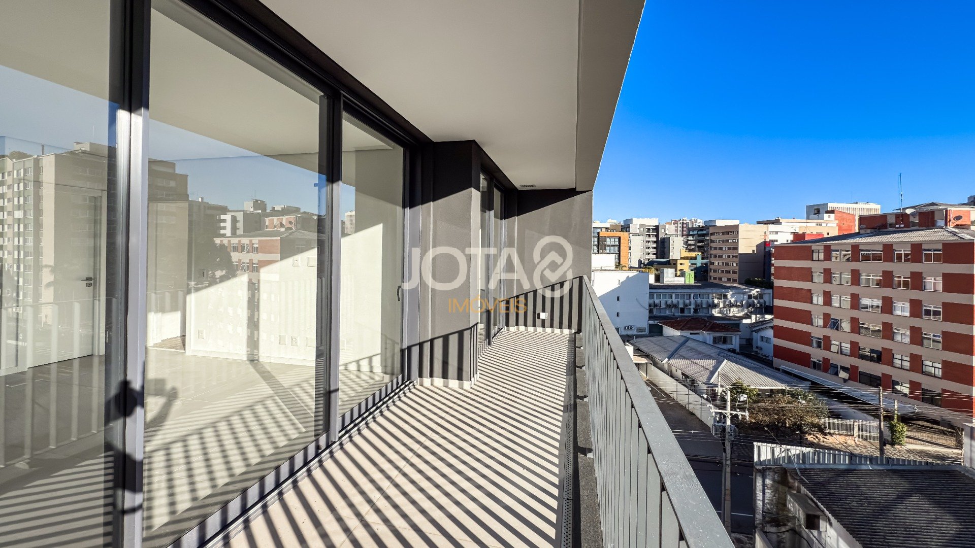 APARTAMENTO NOVO 1 SUÍTE NO VAZ BATEL