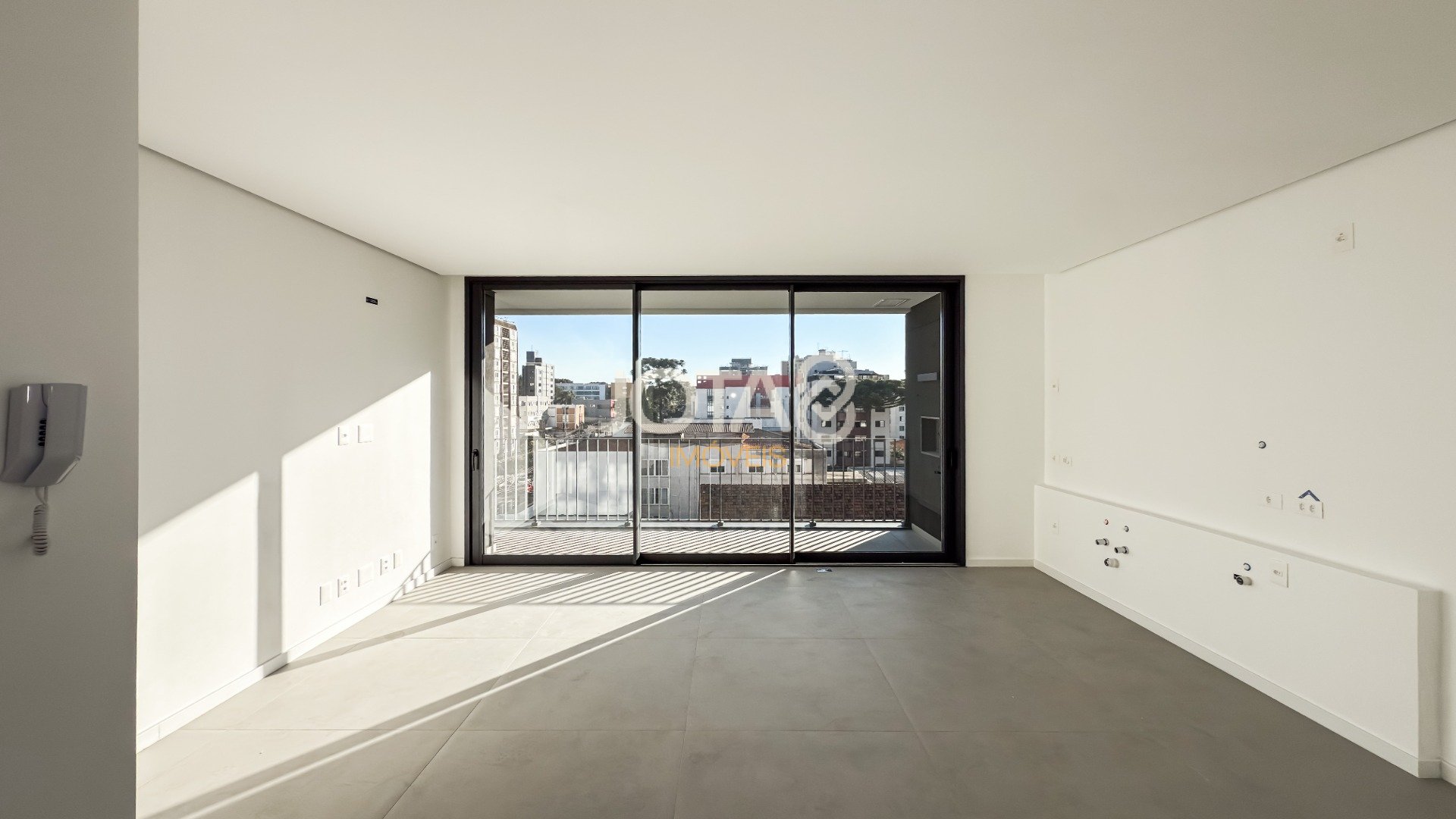 APARTAMENTO NOVO 1 SUÍTE NO VAZ BATEL
