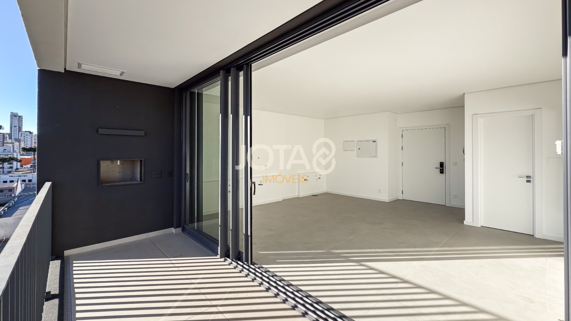 APARTAMENTO NOVO 1 SUÍTE NO VAZ BATEL