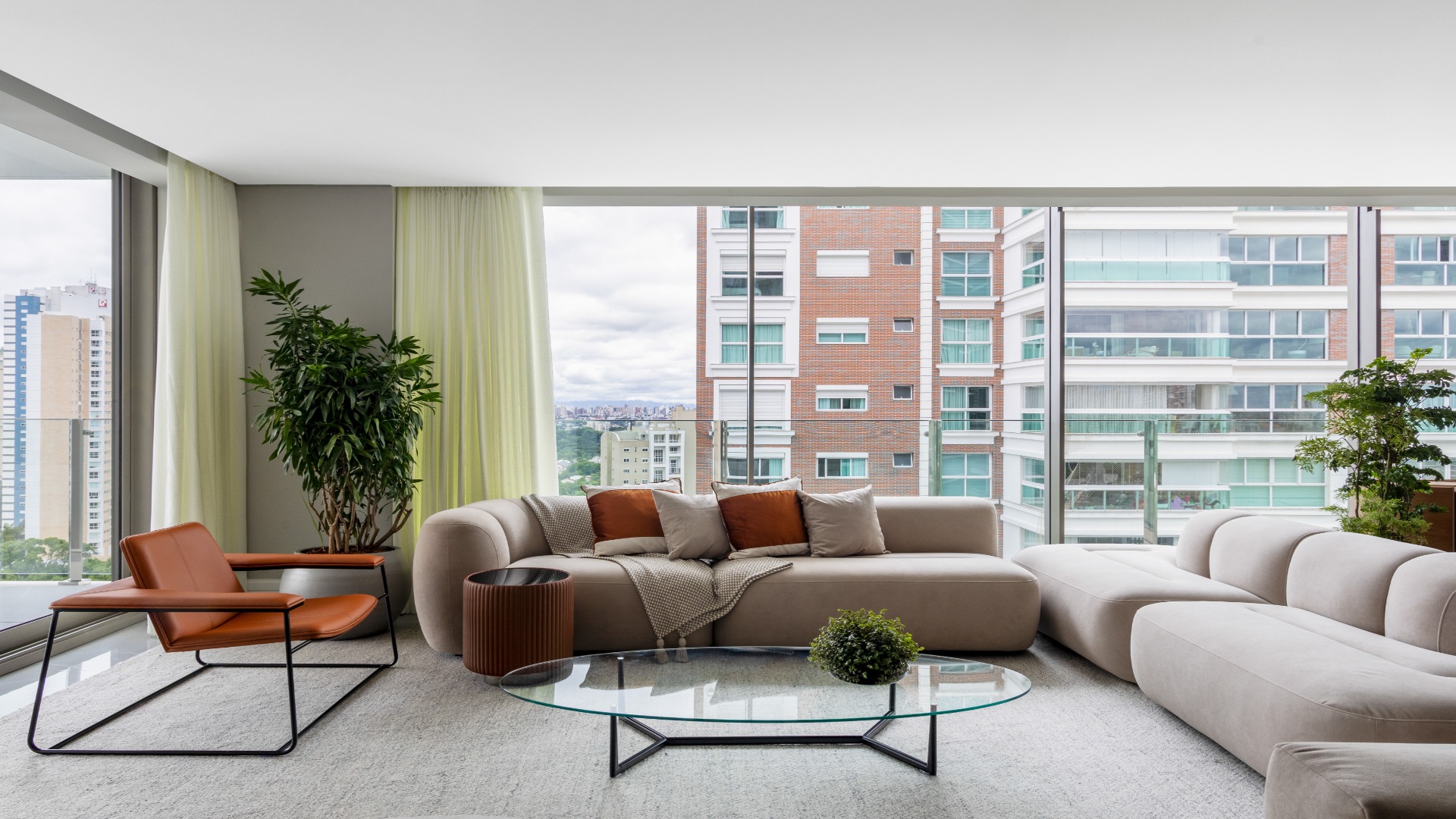 APARTAMENTOS DE 3 OU 4 SUÍTES PRONTOS PARA MORAR