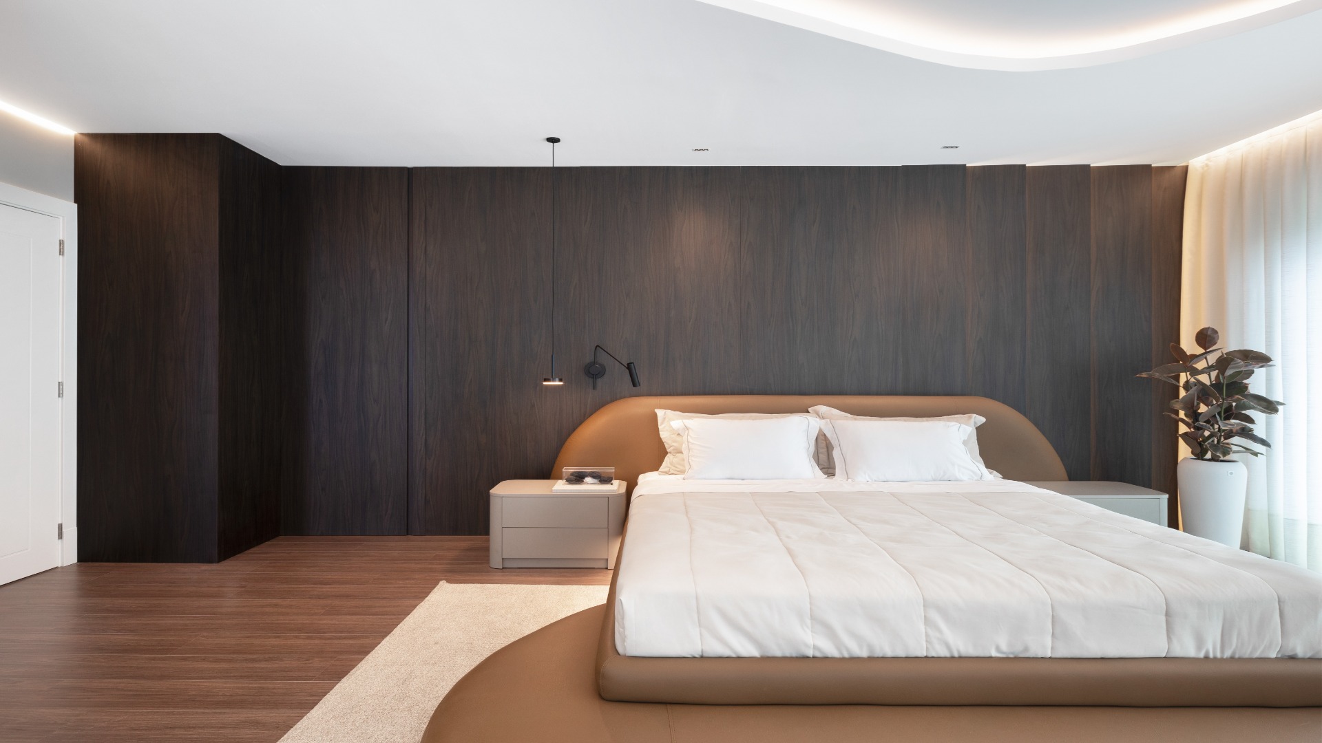 APARTAMENTOS DE 3 OU 4 SUÍTES PRONTOS PARA MORAR