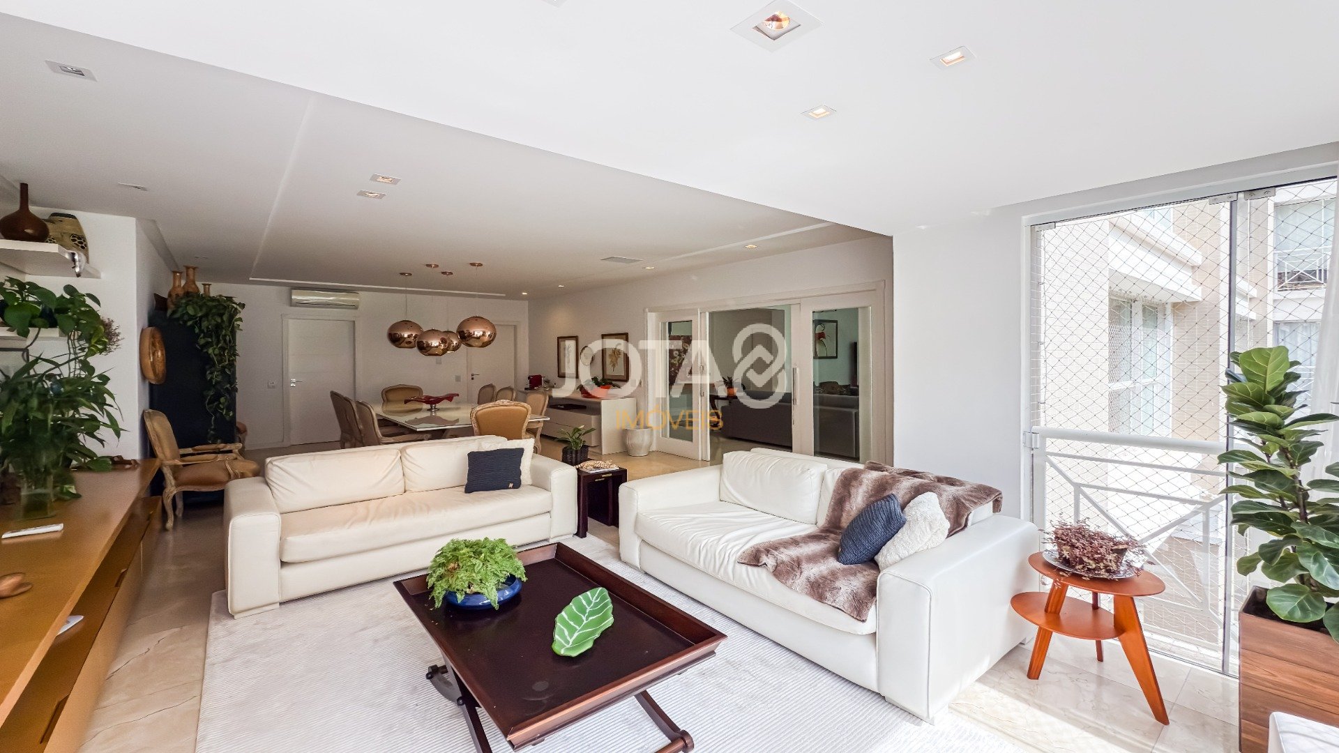 APARTAMENTO DE 4 QUARTOS AO COM VISTA PARA O CAMPO DE GOLF DO GRACIOSA