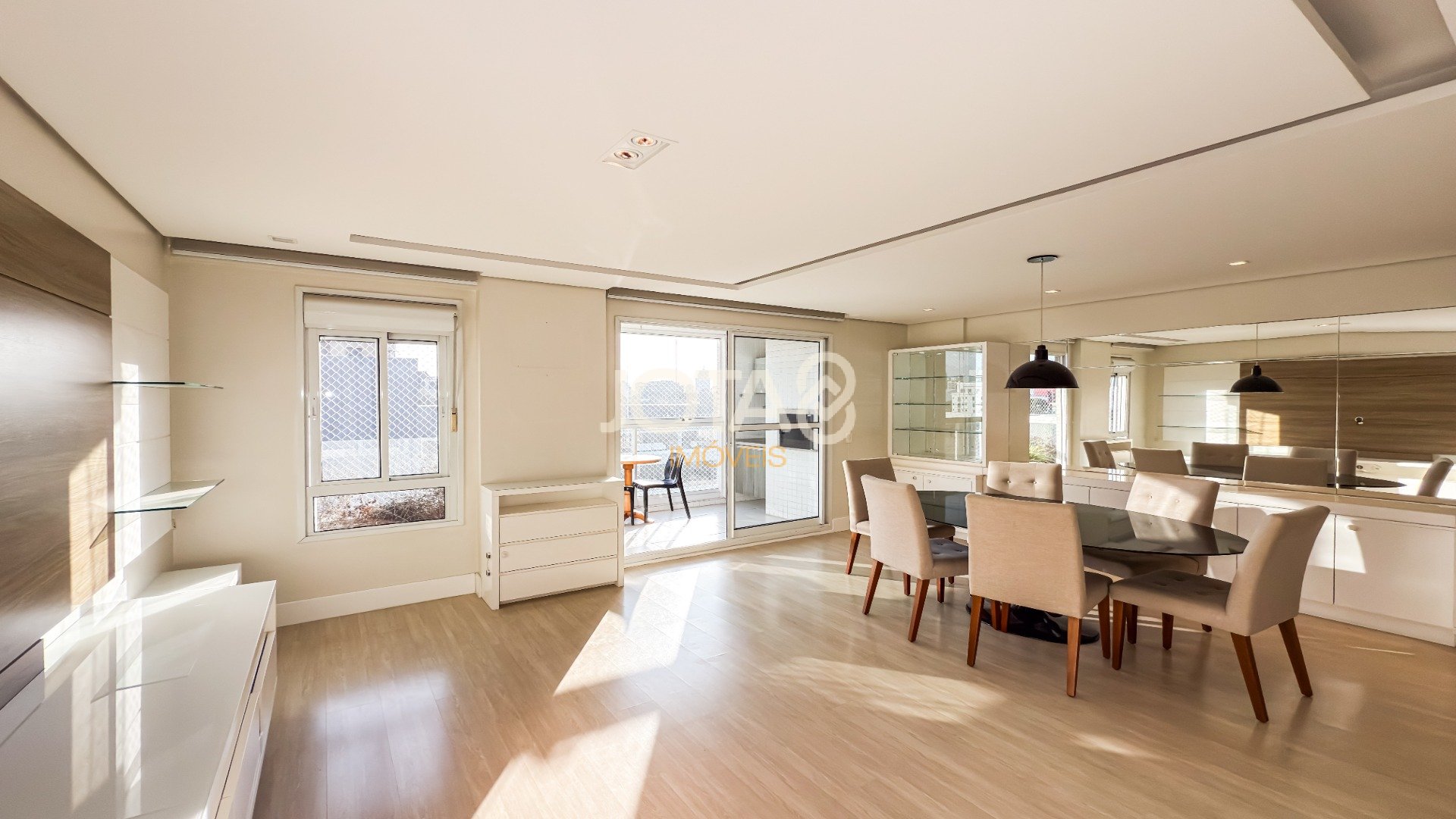 Foto de destaque Apartamento no batel com 3 dormitórios, suíte e 3 vagas,semimobiliado