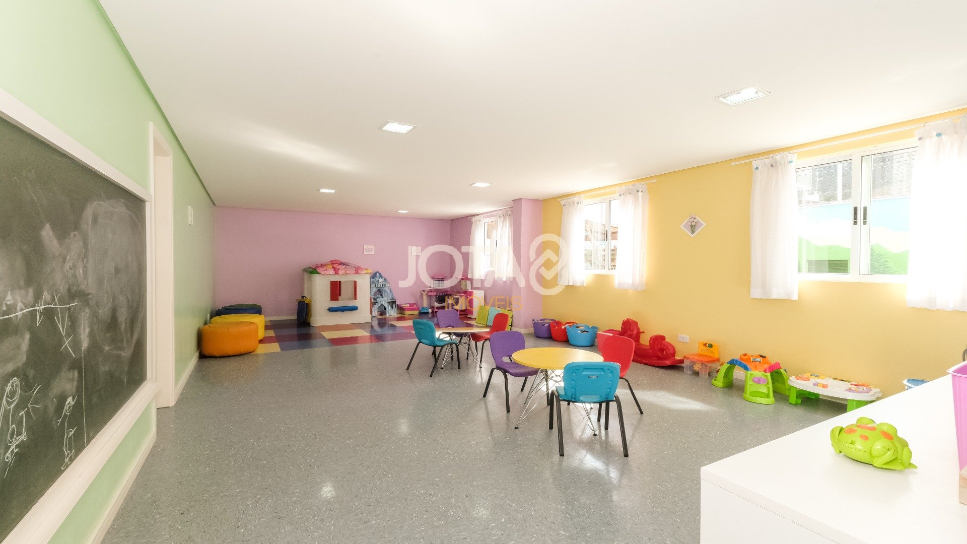 APARTAMENTO NO AMARONE ECOVILLE COM 106M² PRIVATIVOS