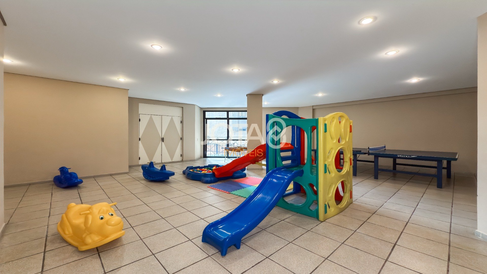 APARTAMENTO 2 QUARTOS NO CORAÇÃO DO BIGORRILHO