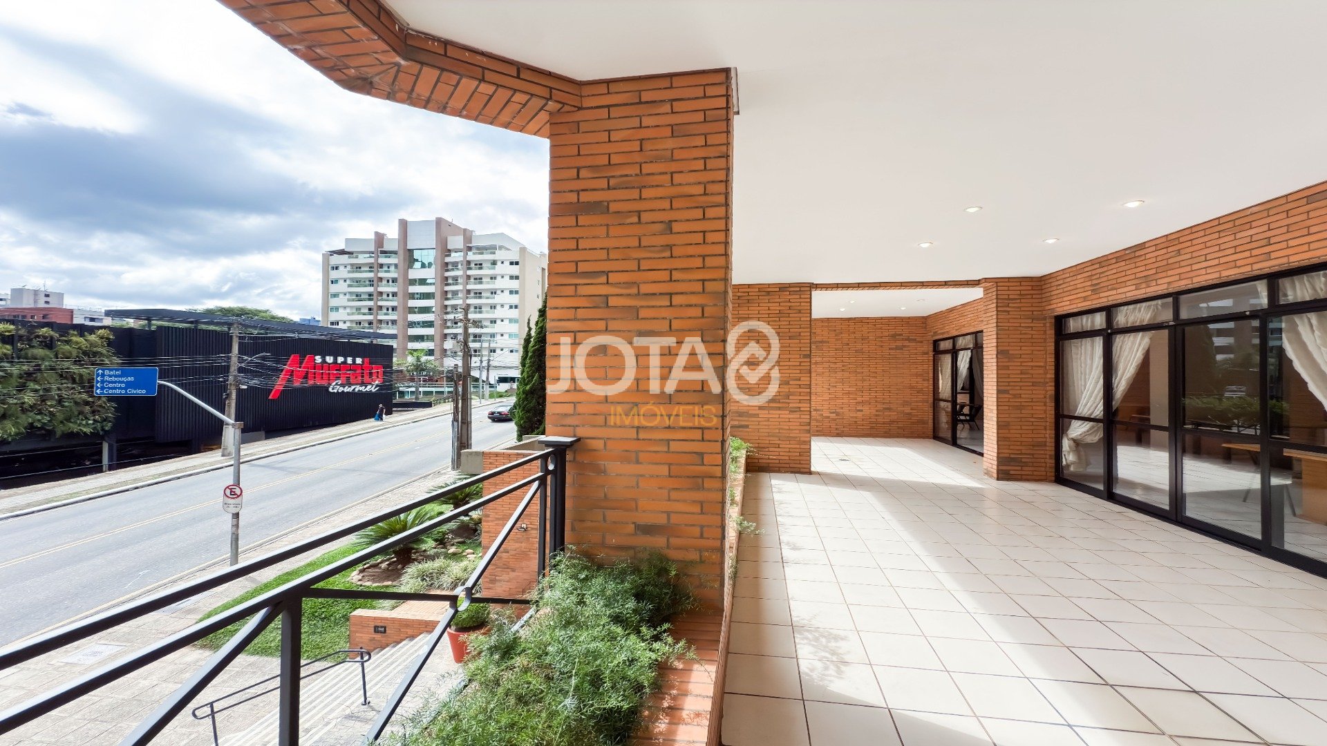 APARTAMENTO 2 QUARTOS NO CORAÇÃO DO BIGORRILHO