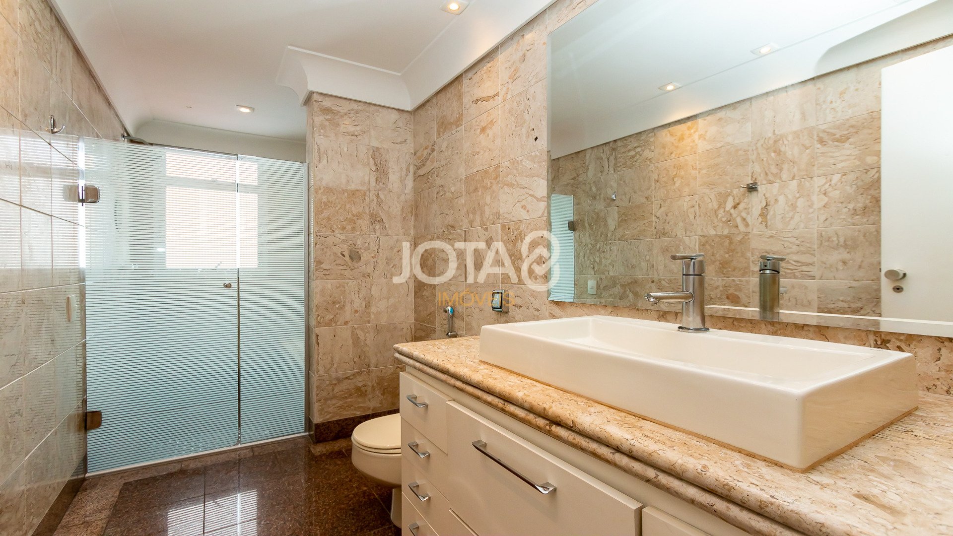 APARTAMENTO COM 4 QUARTOS, ANDAR ALTO, FACE NORTE E NA PRAÇA DO JAPÃO!