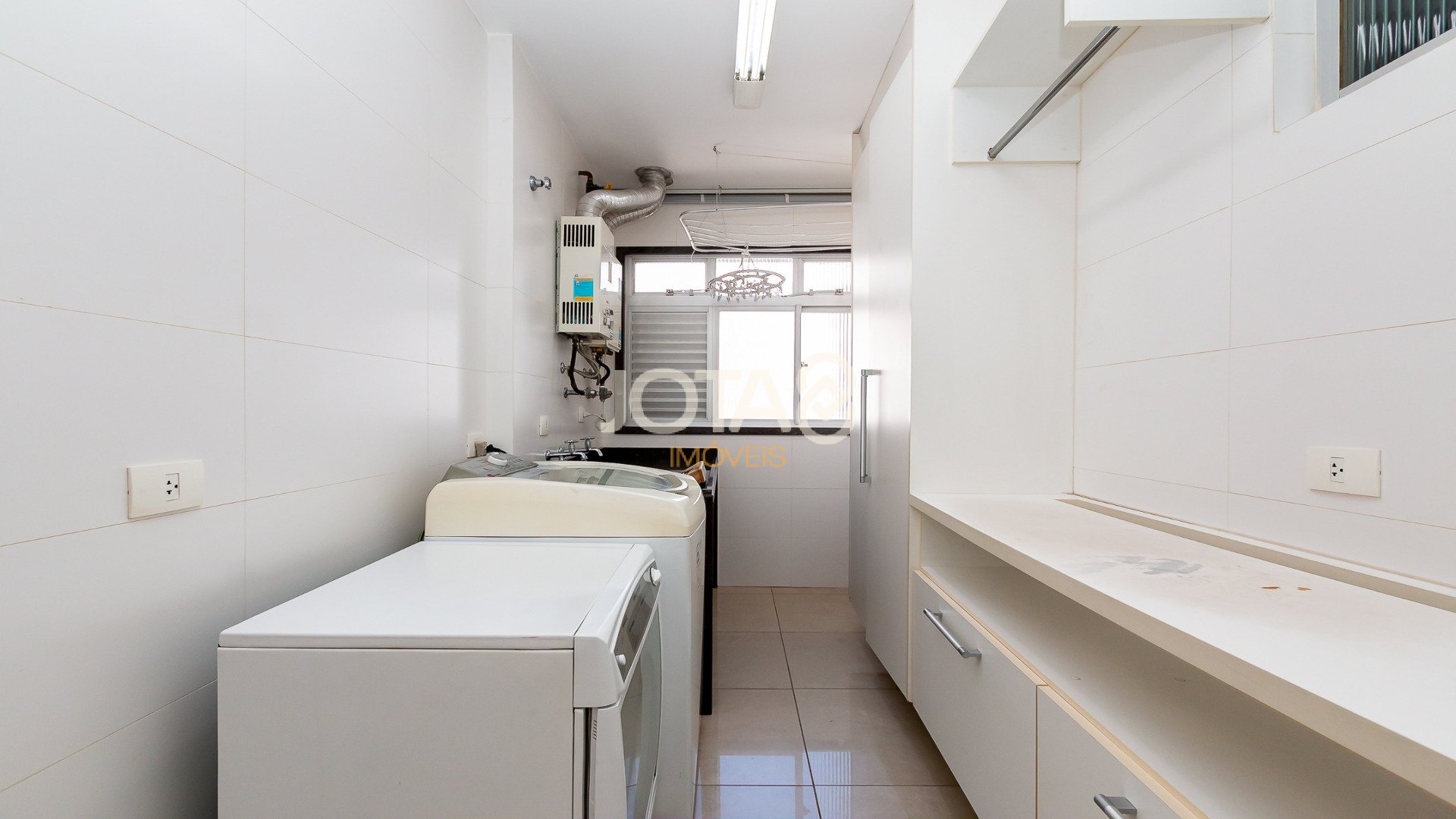 APARTAMENTO COM 4 QUARTOS, ANDAR ALTO, FACE NORTE E NA PRAÇA DO JAPÃO!
