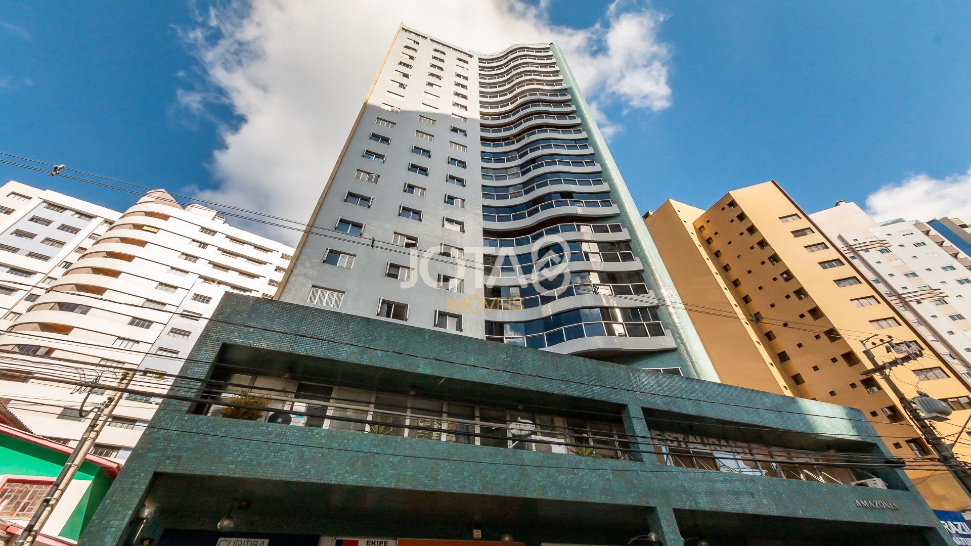 APARTAMENTO COM 4 QUARTOS, ANDAR ALTO, FACE NORTE E NA PRAÇA DO JAPÃO!