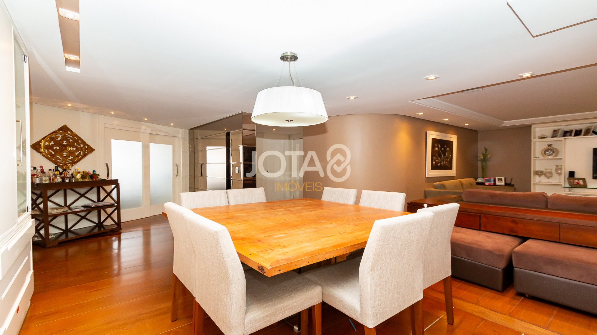 APARTAMENTO COM 4 QUARTOS, ANDAR ALTO, FACE NORTE E NA PRAÇA DO JAPÃO!