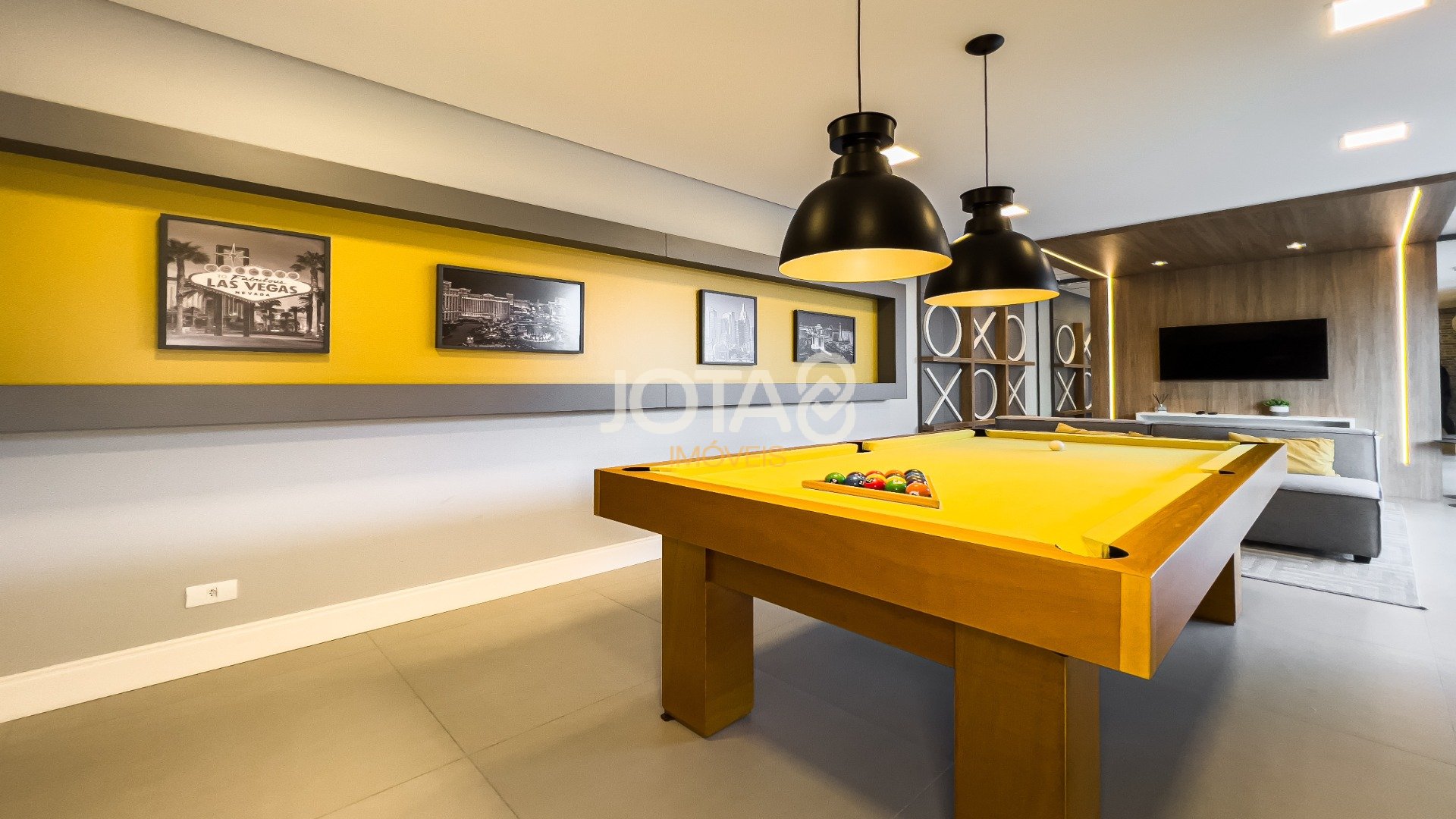 APARTAMENTO 3 QUARTOS 2 VAGAS NO SEMINÁRIO!