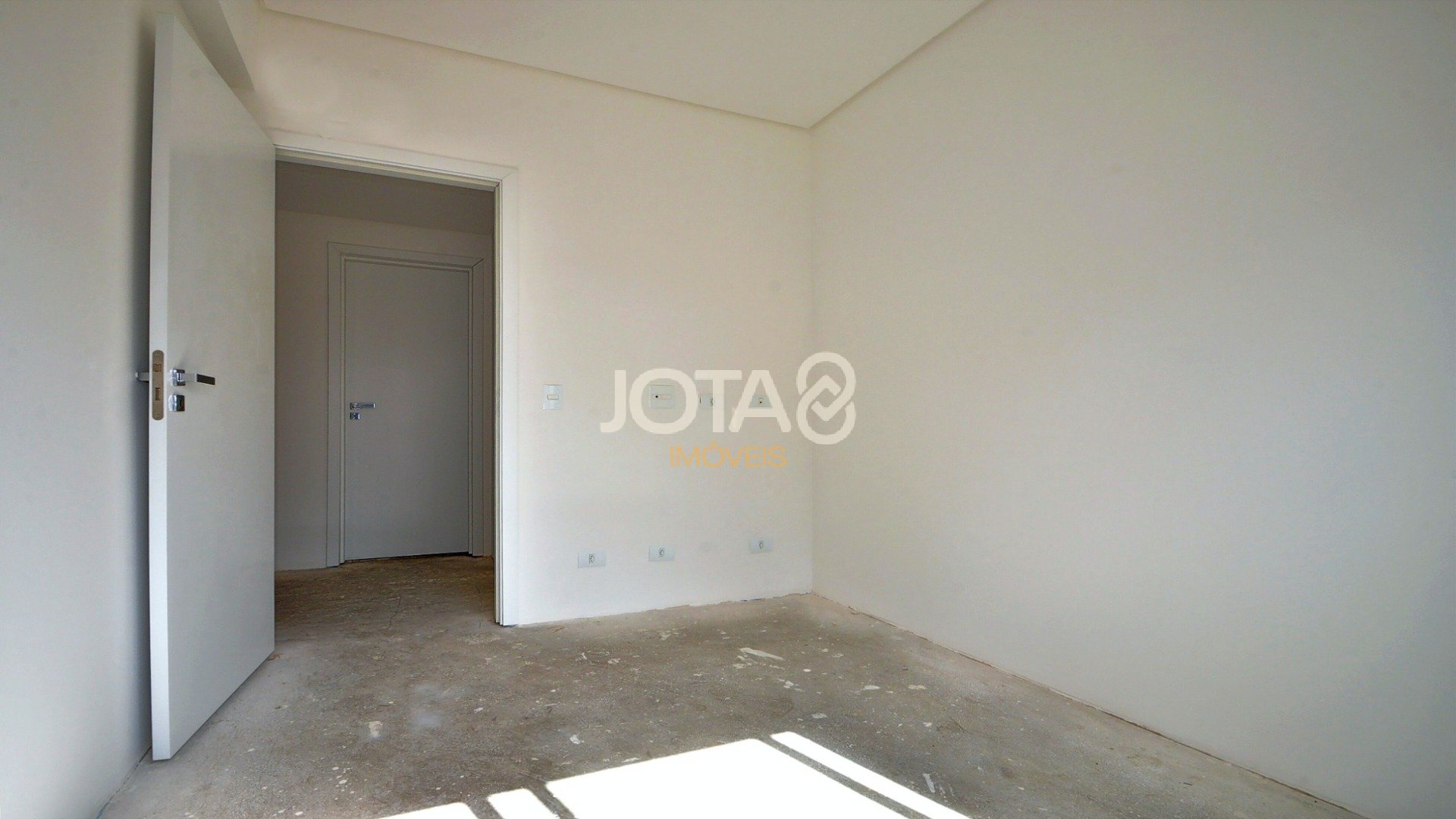 APARTAMENTO 3 QUARTOS 2 VAGAS NO SEMINÁRIO!