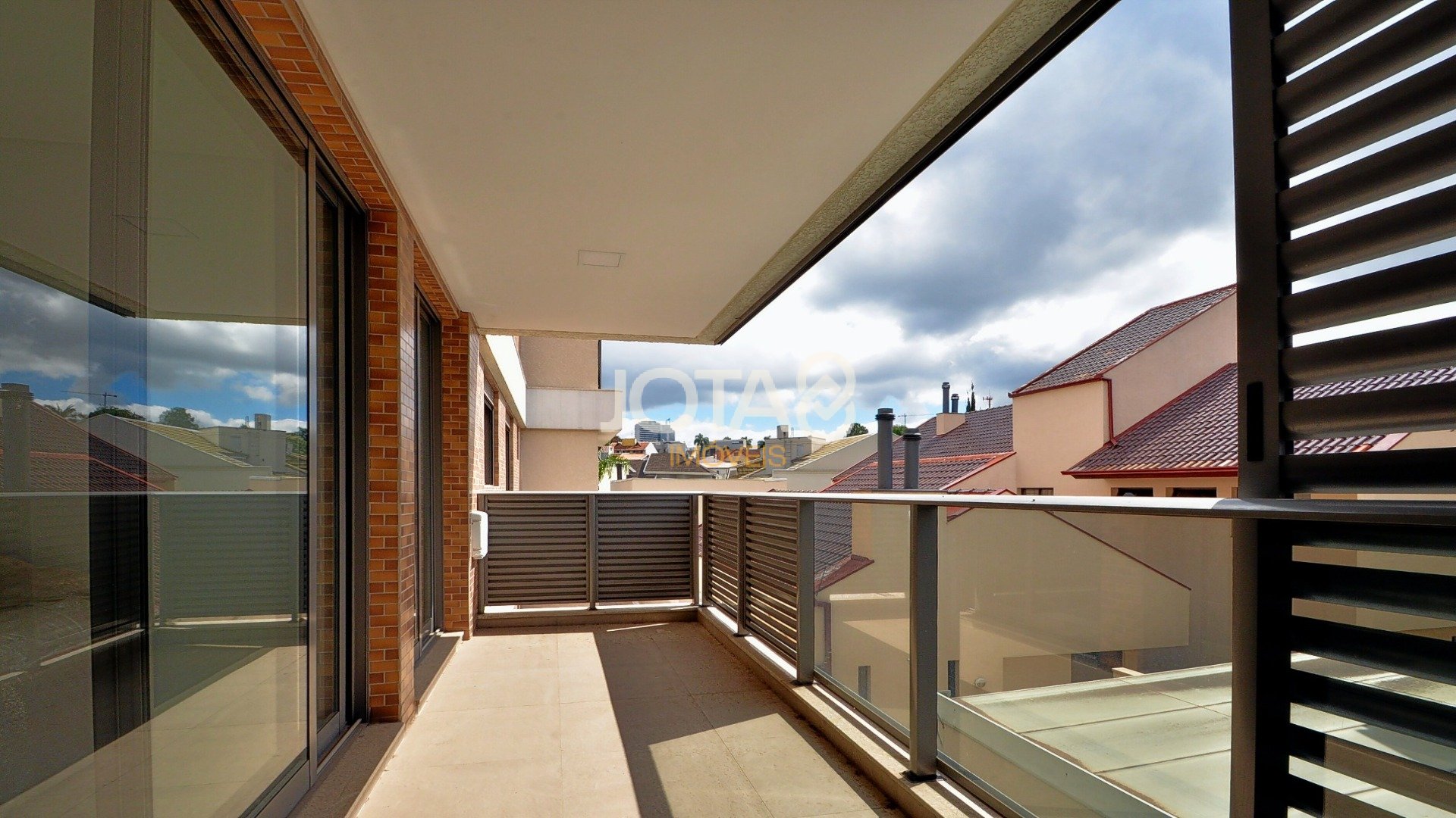 APARTAMENTO 3 QUARTOS 2 VAGAS NO SEMINÁRIO!