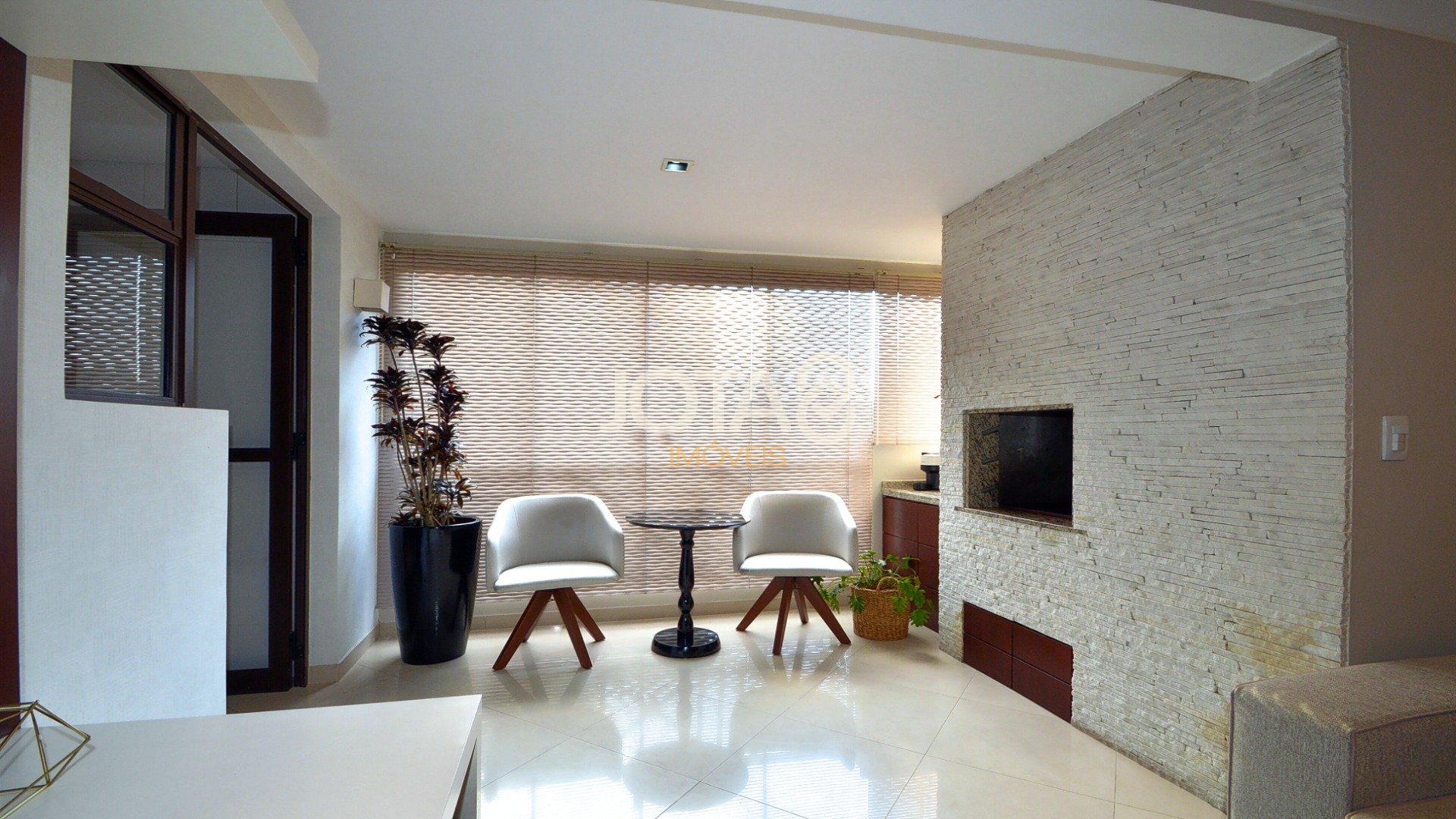 APARTAMENTO NO ECOVILLE 3 QUARTOS