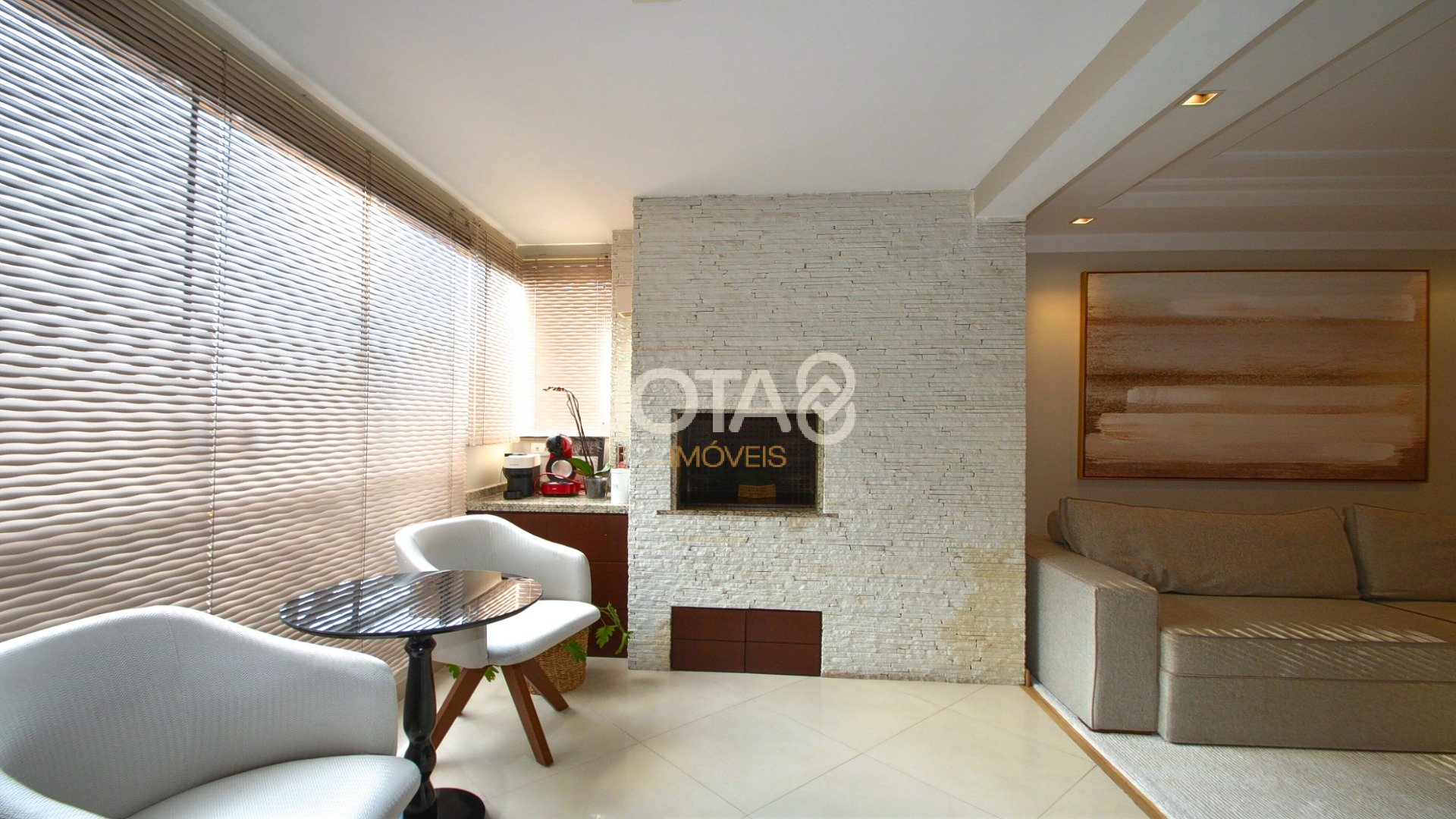 APARTAMENTO NO ECOVILLE 3 QUARTOS