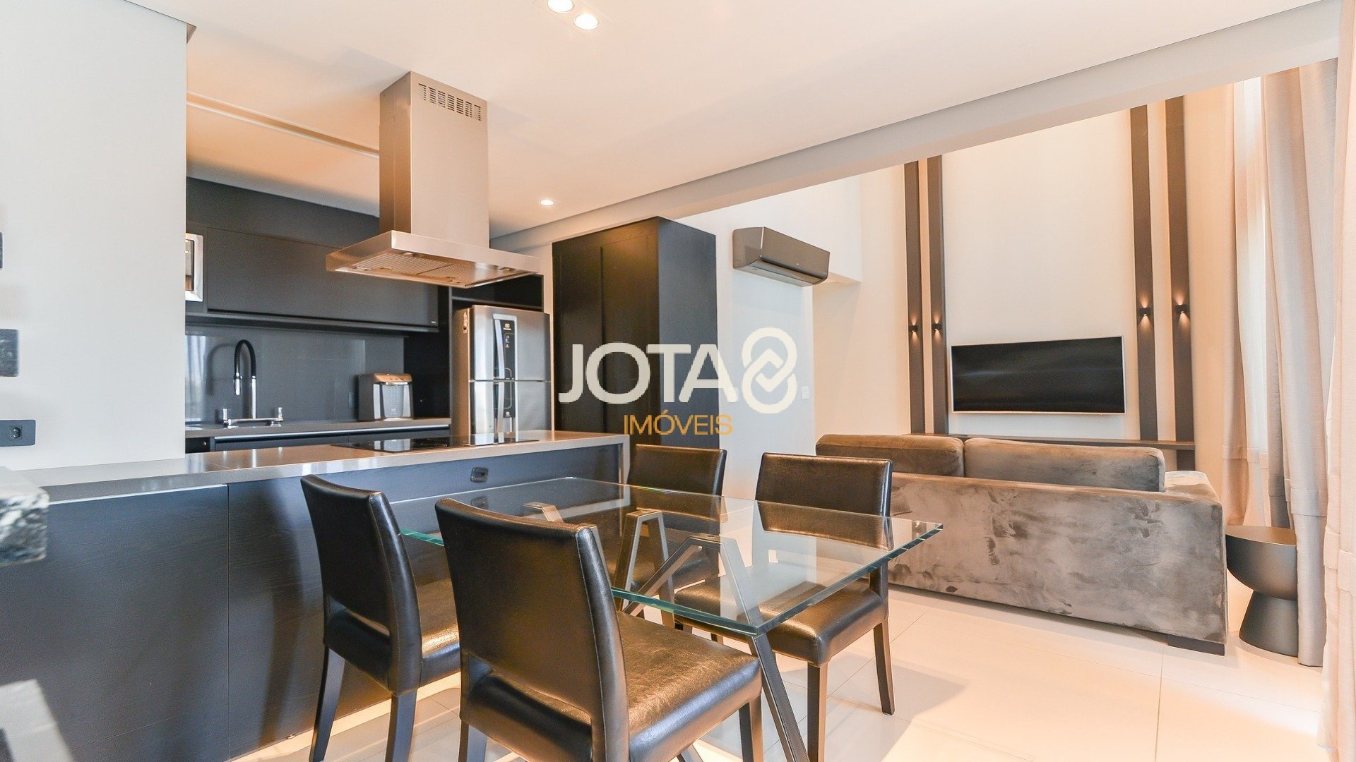 LOFT MOBILIADO E IMPECÁVEL NO 1550 BATEL HOME