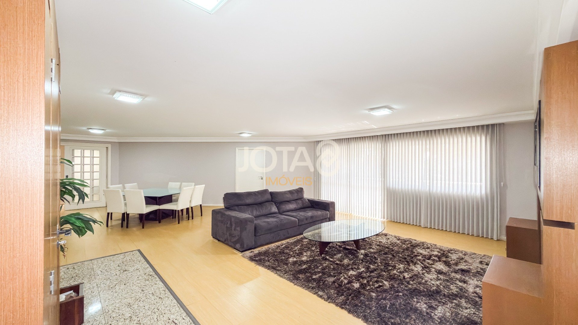 APARTAMENTO COM 4 QUARTOS NO BIGORRILHO