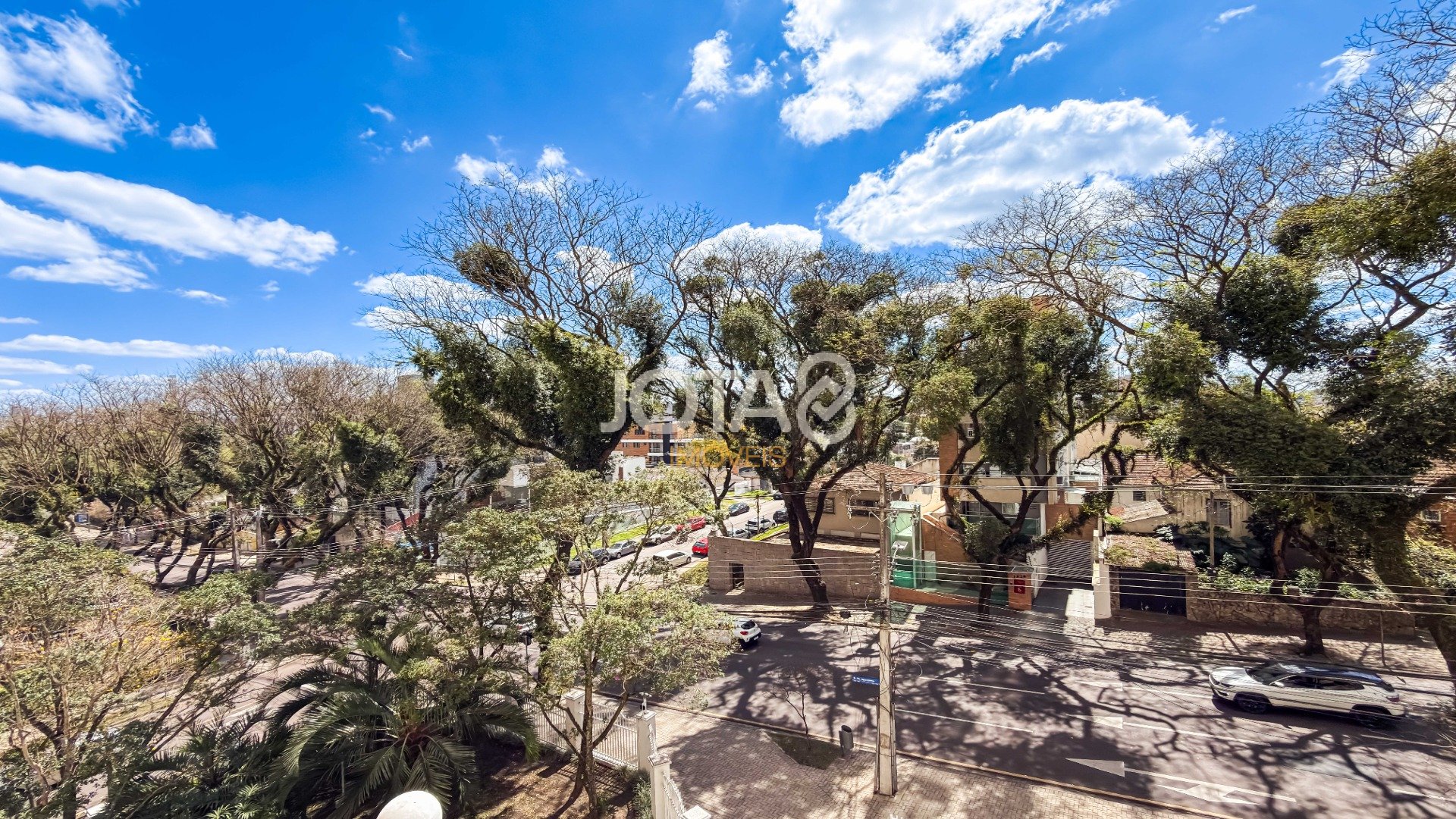 APARTAMENTO COM 4 QUARTOS NO BIGORRILHO