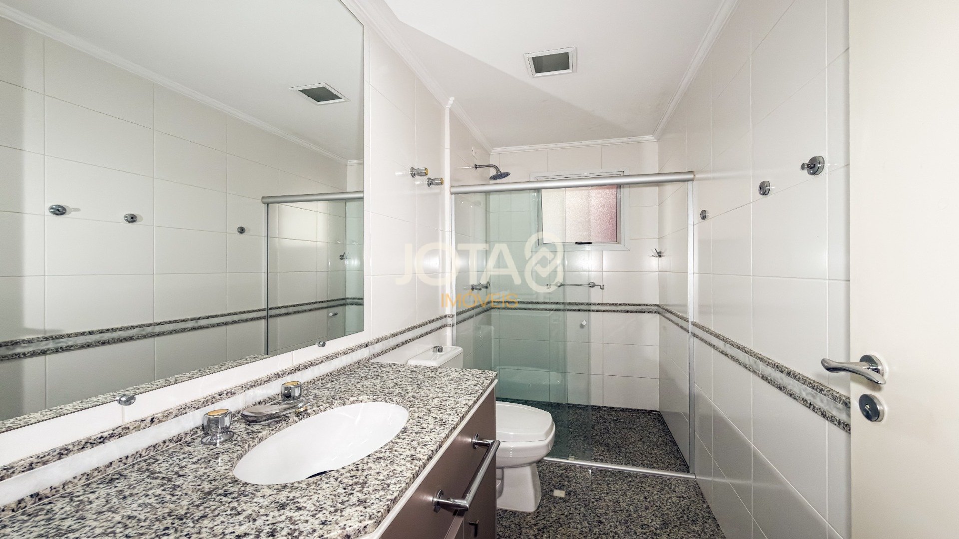 APARTAMENTO COM 4 QUARTOS NO BIGORRILHO