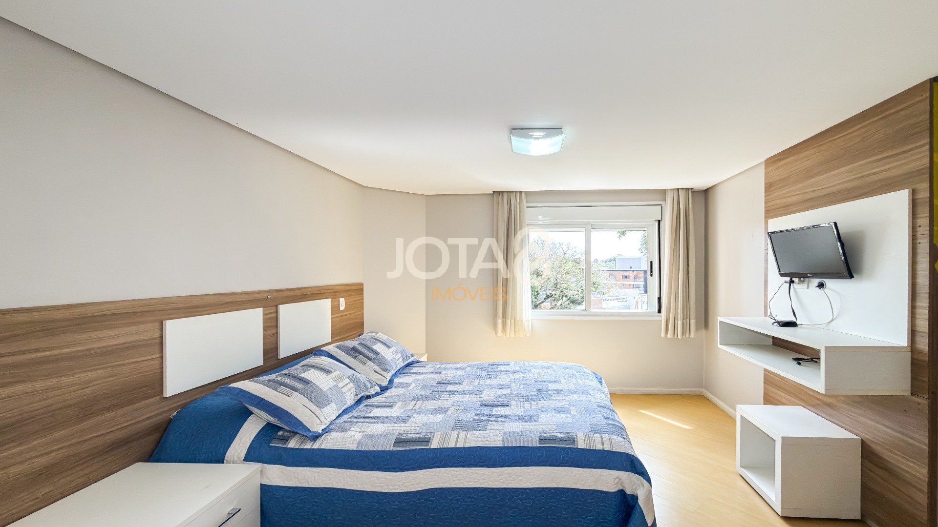 APARTAMENTO COM 4 QUARTOS NO BIGORRILHO