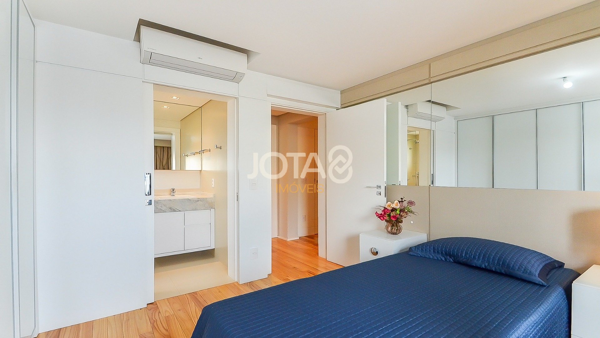 PENTHOUSE DUPLEX NO ÓPERA COM 325 M² PRIVATIVOS