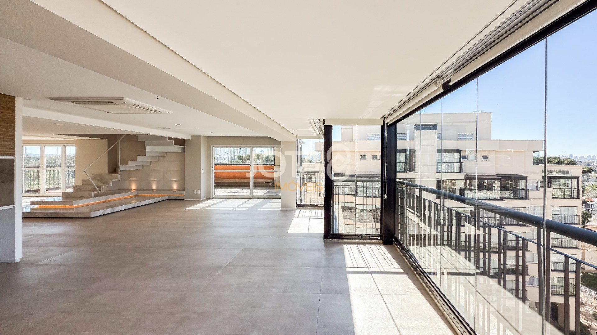 PENTHOUSE DUPLEX NO ÓPERA COM 325 M² PRIVATIVOS