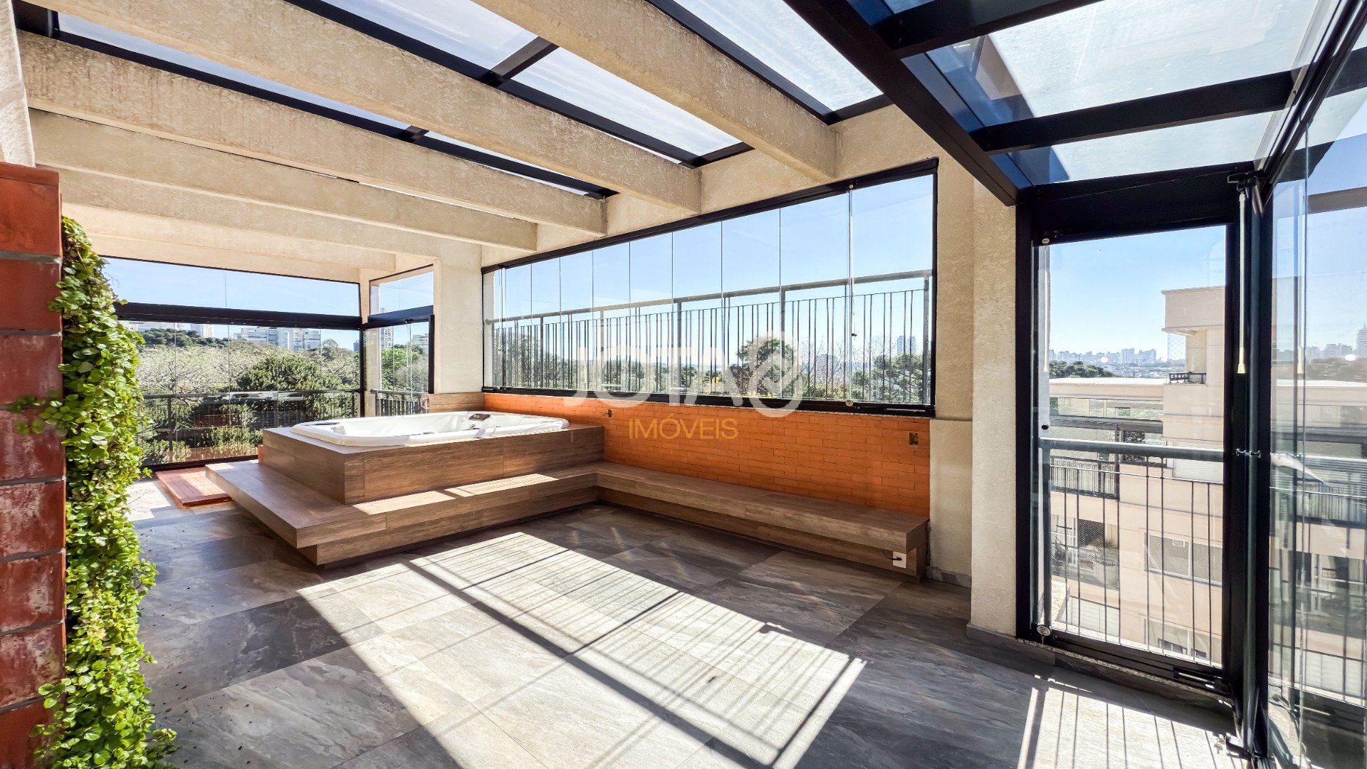 PENTHOUSE DUPLEX NO ÓPERA COM 325 M² PRIVATIVOS