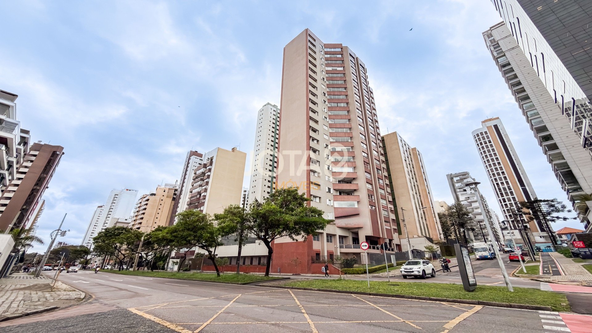 Foto de destaque Apartamento com 3 quartos na praça do japão