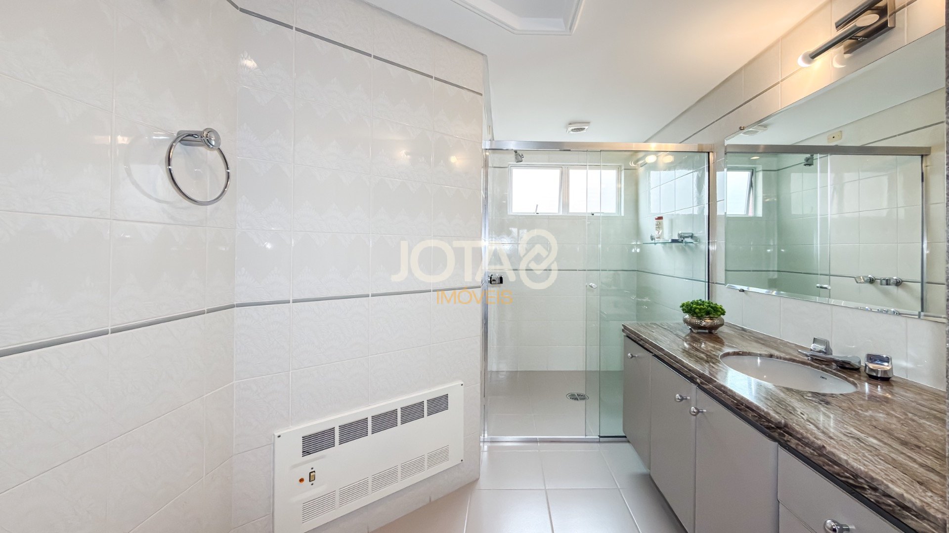 APARTAMENTO COM 3 QUARTOS ANDAR ALTO NA PRAÇA DO JAPÃO