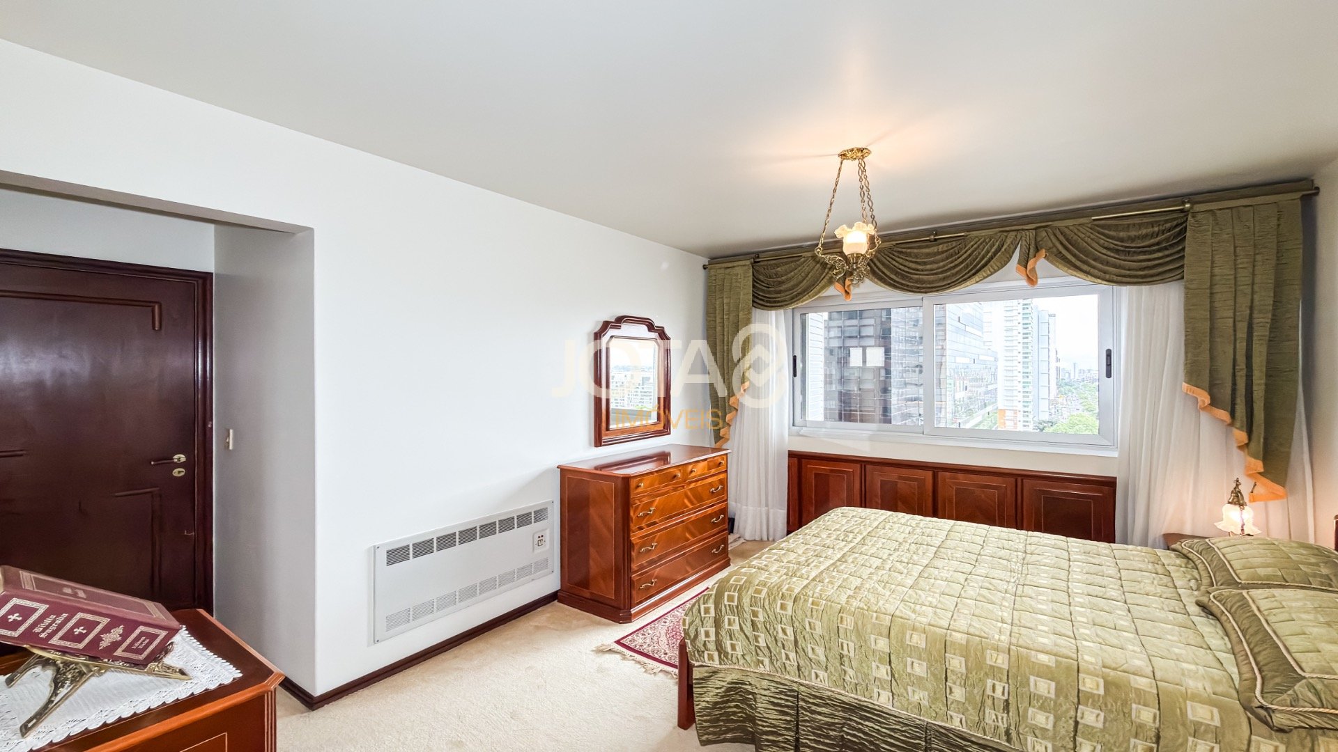 APARTAMENTO COM 3 QUARTOS ANDAR ALTO NA PRAÇA DO JAPÃO