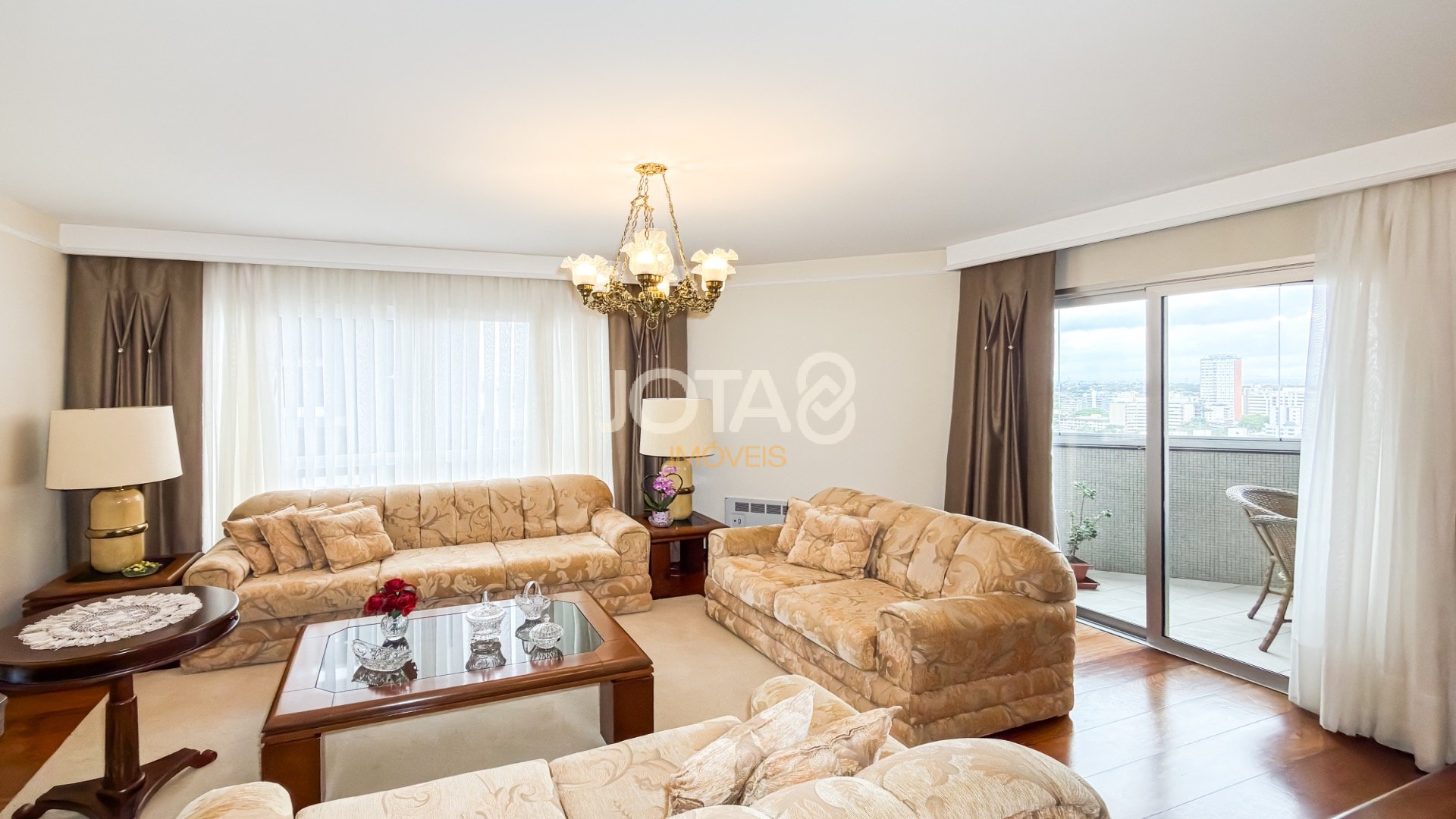 APARTAMENTO COM 3 QUARTOS ANDAR ALTO NA PRAÇA DO JAPÃO