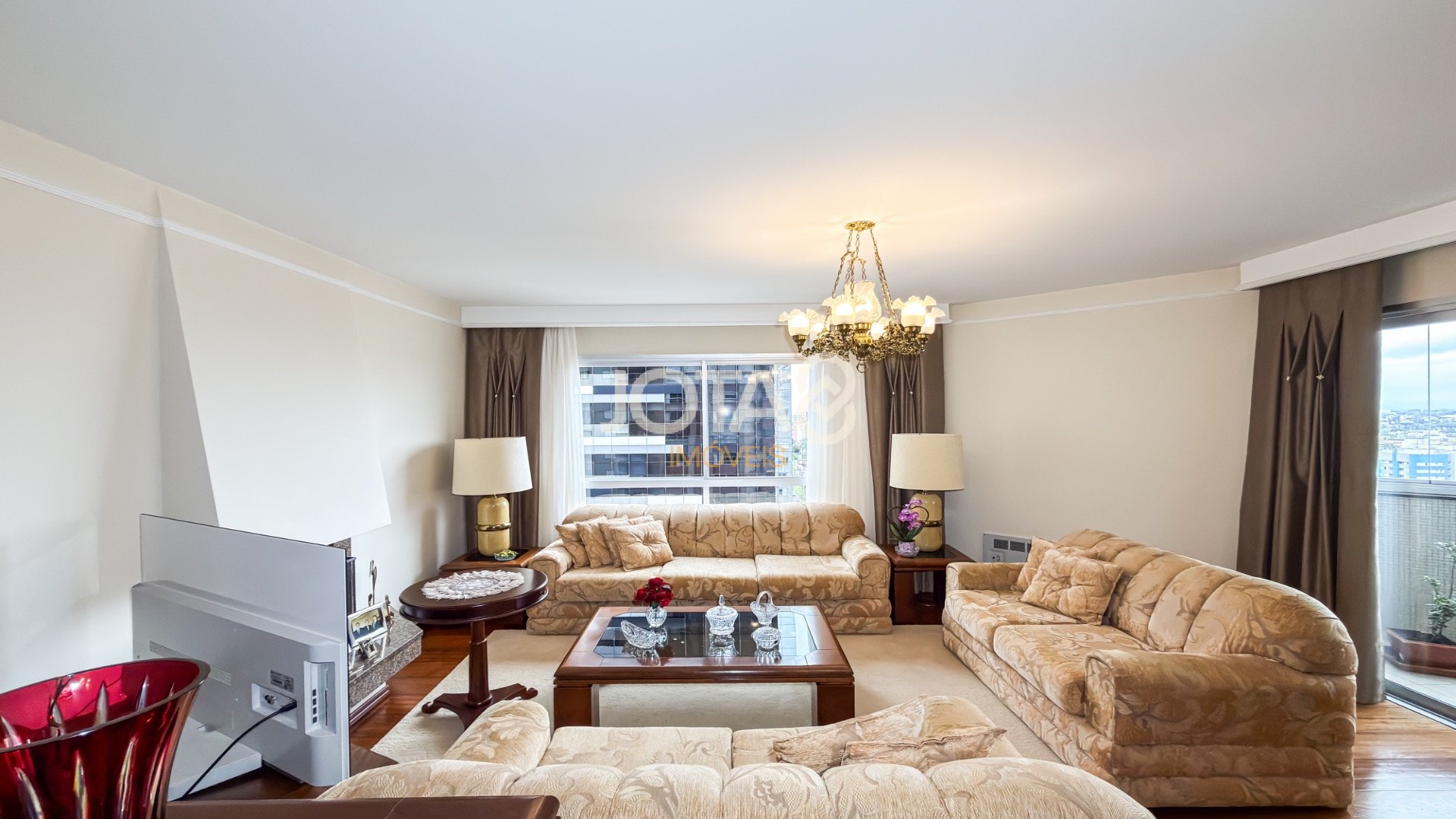 APARTAMENTO COM 3 QUARTOS ANDAR ALTO NA PRAÇA DO JAPÃO