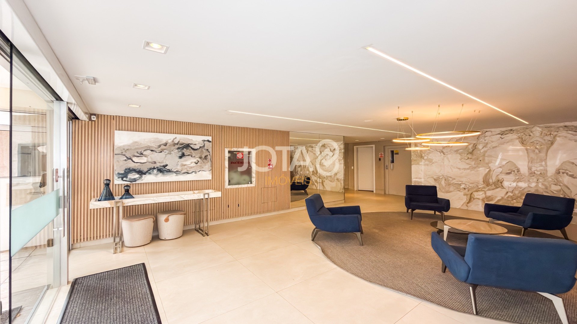 APARTAMENTO COM 3 QUARTOS ANDAR ALTO NA PRAÇA DO JAPÃO