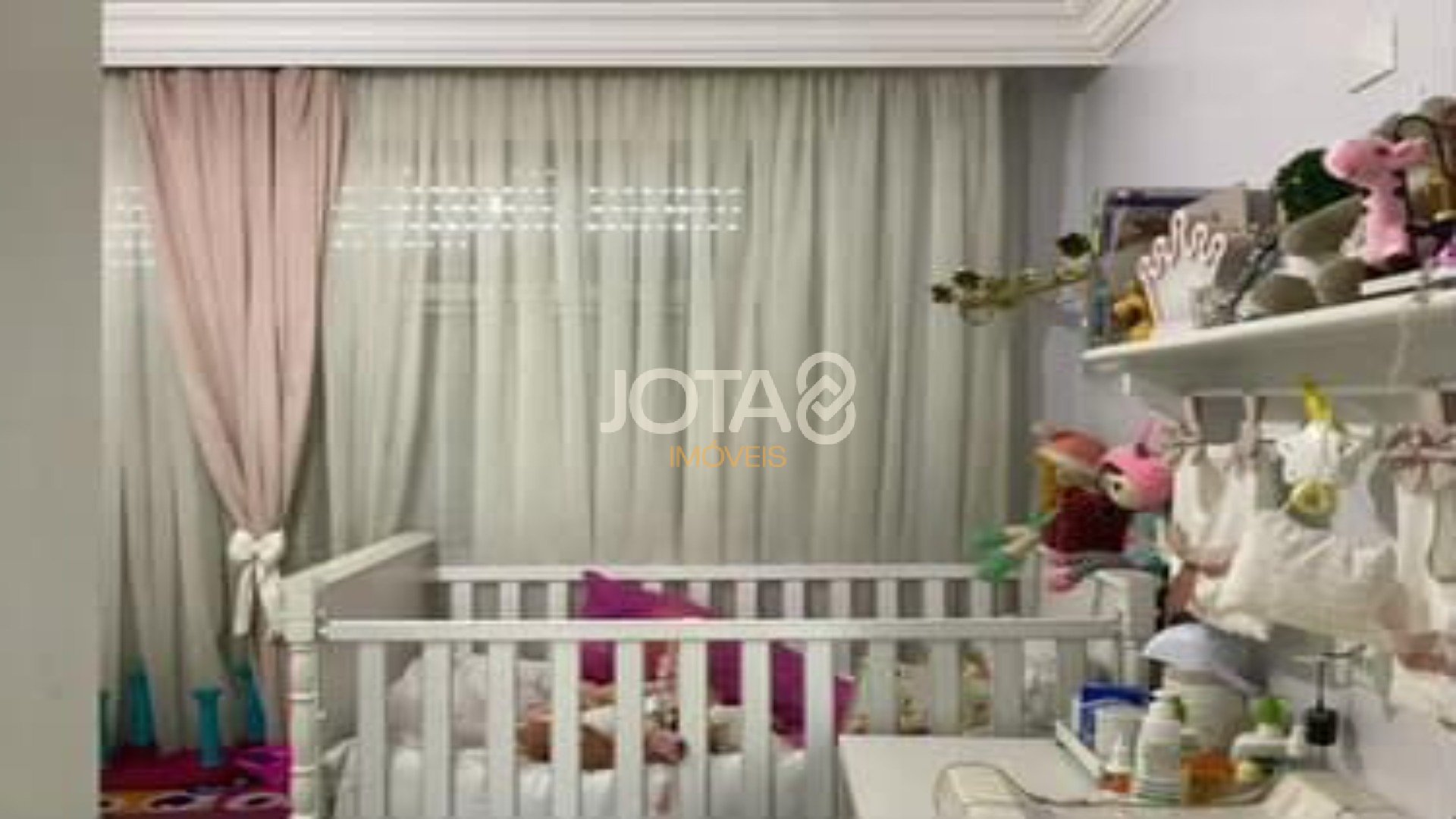 APARTAMENTO 3 QUARTOS 1 VAGA NO BATEL